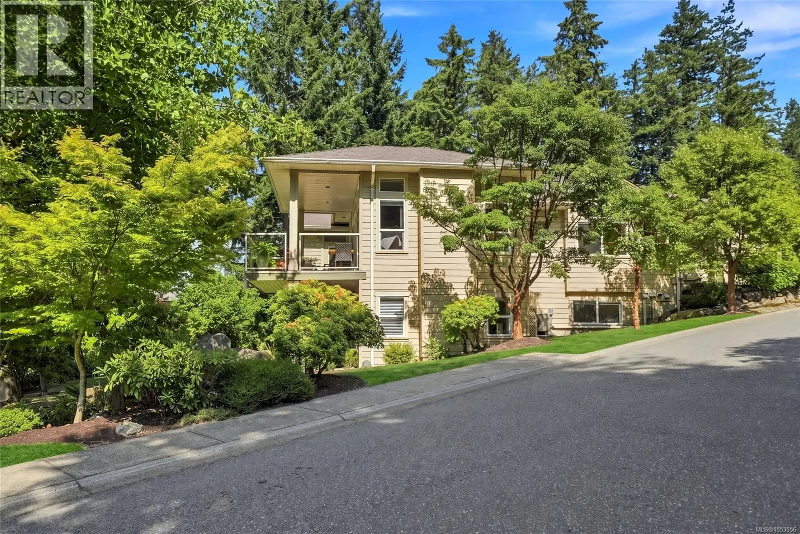 5790 Garnet Pl