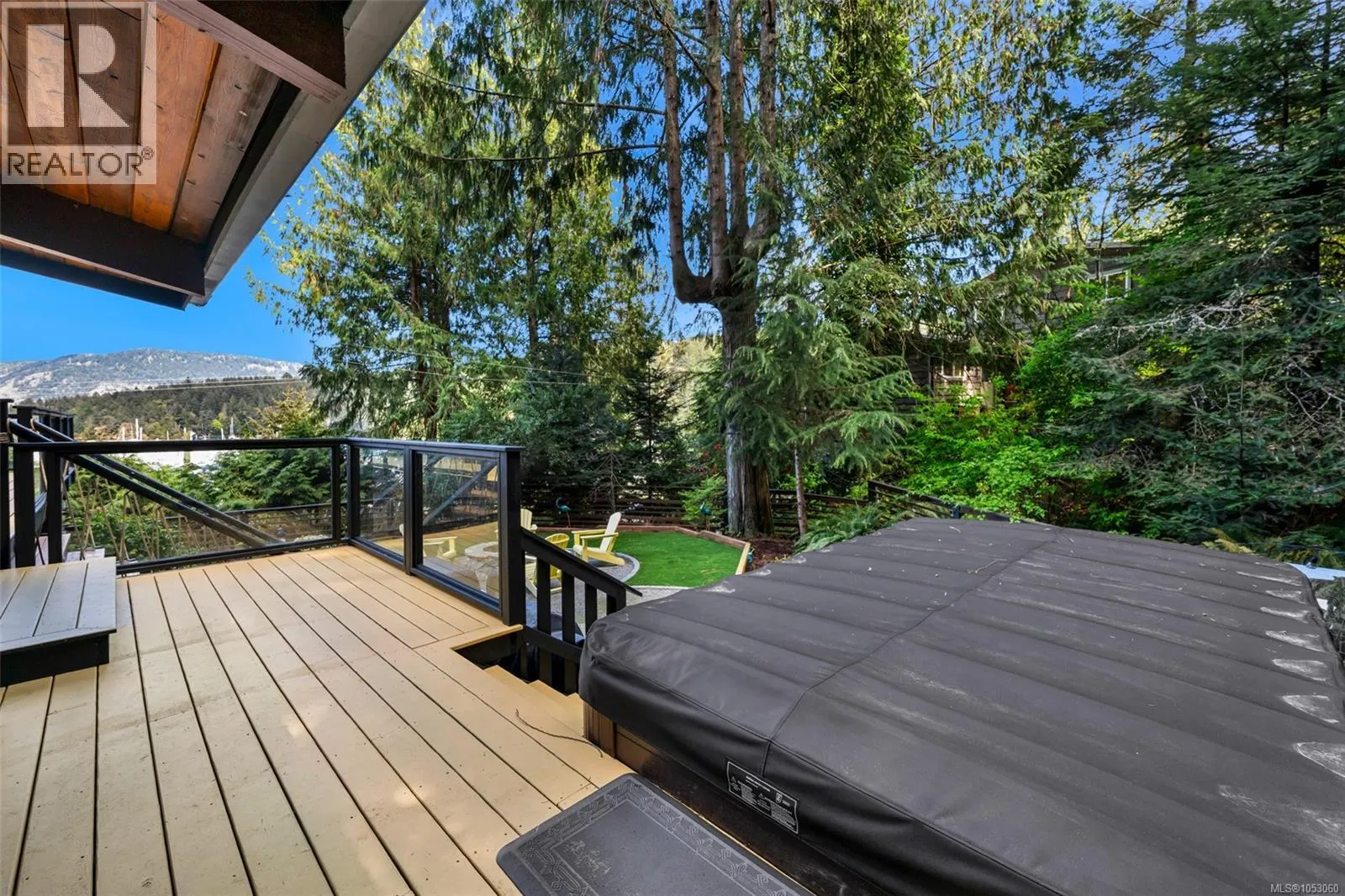 6156 Genoa Bay Rd