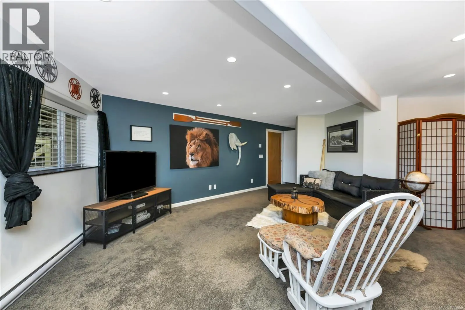 6156 Genoa Bay Rd
