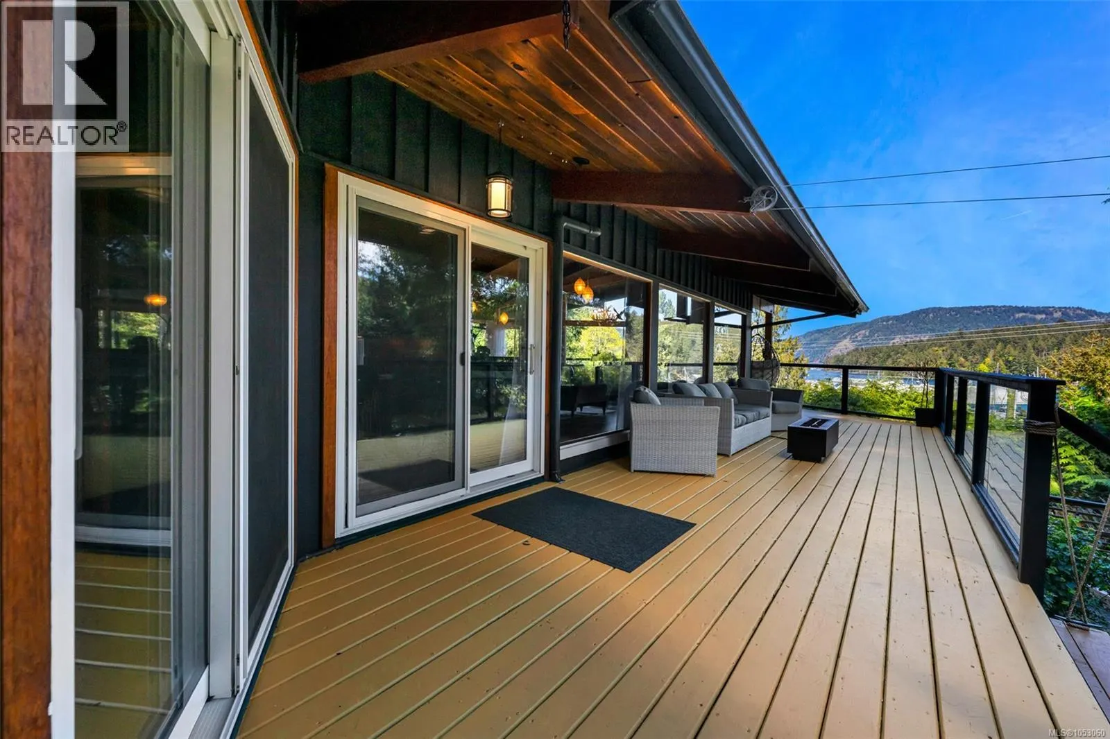 6156 Genoa Bay Rd