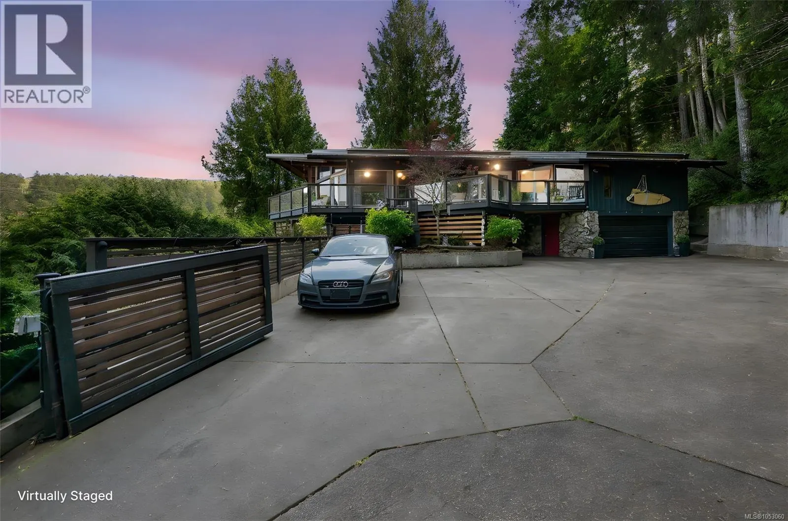 6156 Genoa Bay Rd