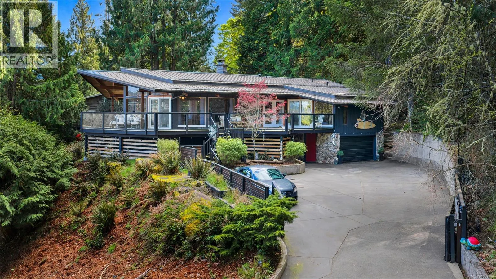 6156 Genoa Bay Rd