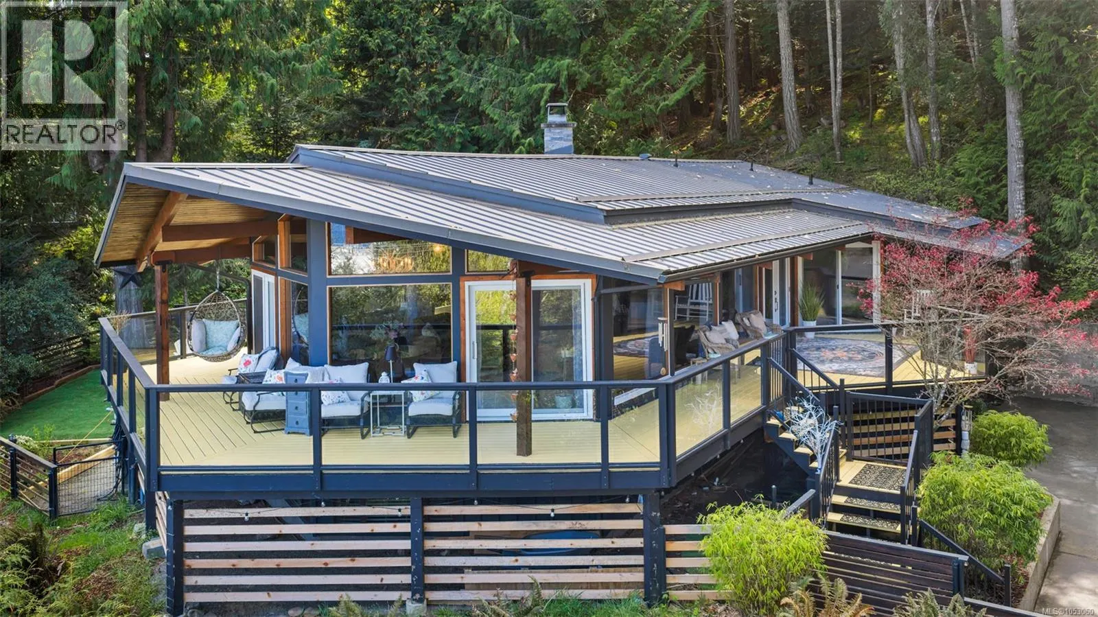 6156 Genoa Bay Rd