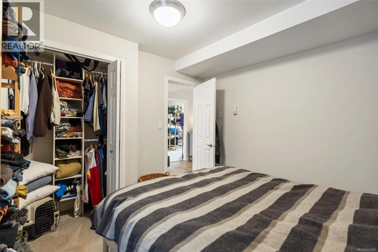 220 Irving Rd