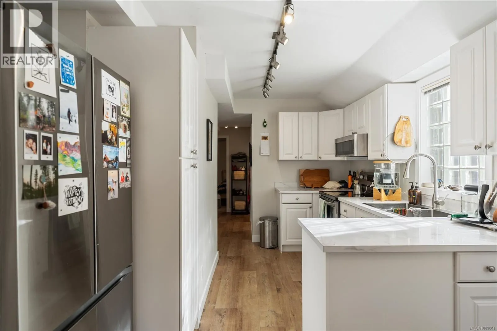220 Irving Rd