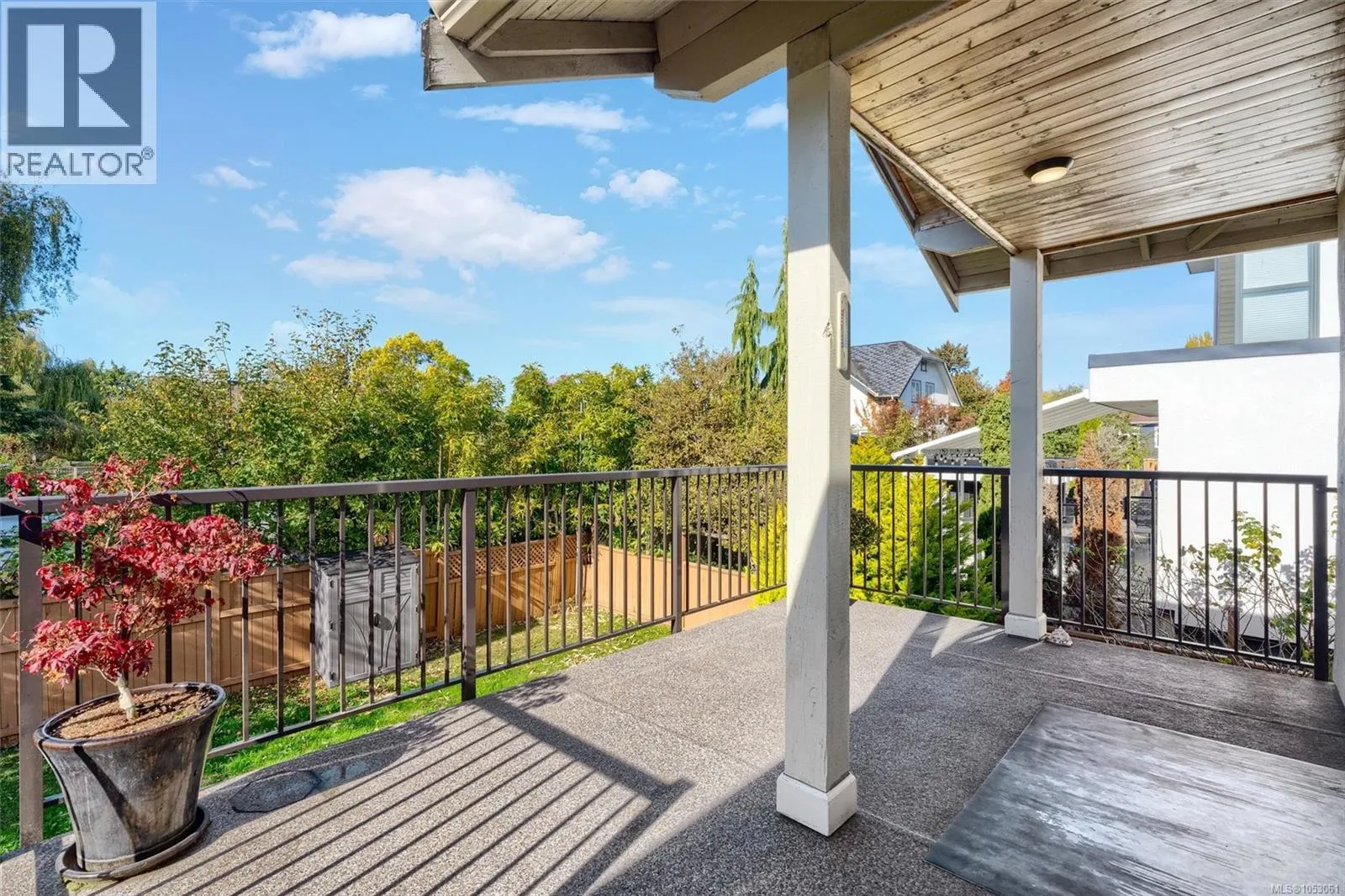 220 Irving Rd