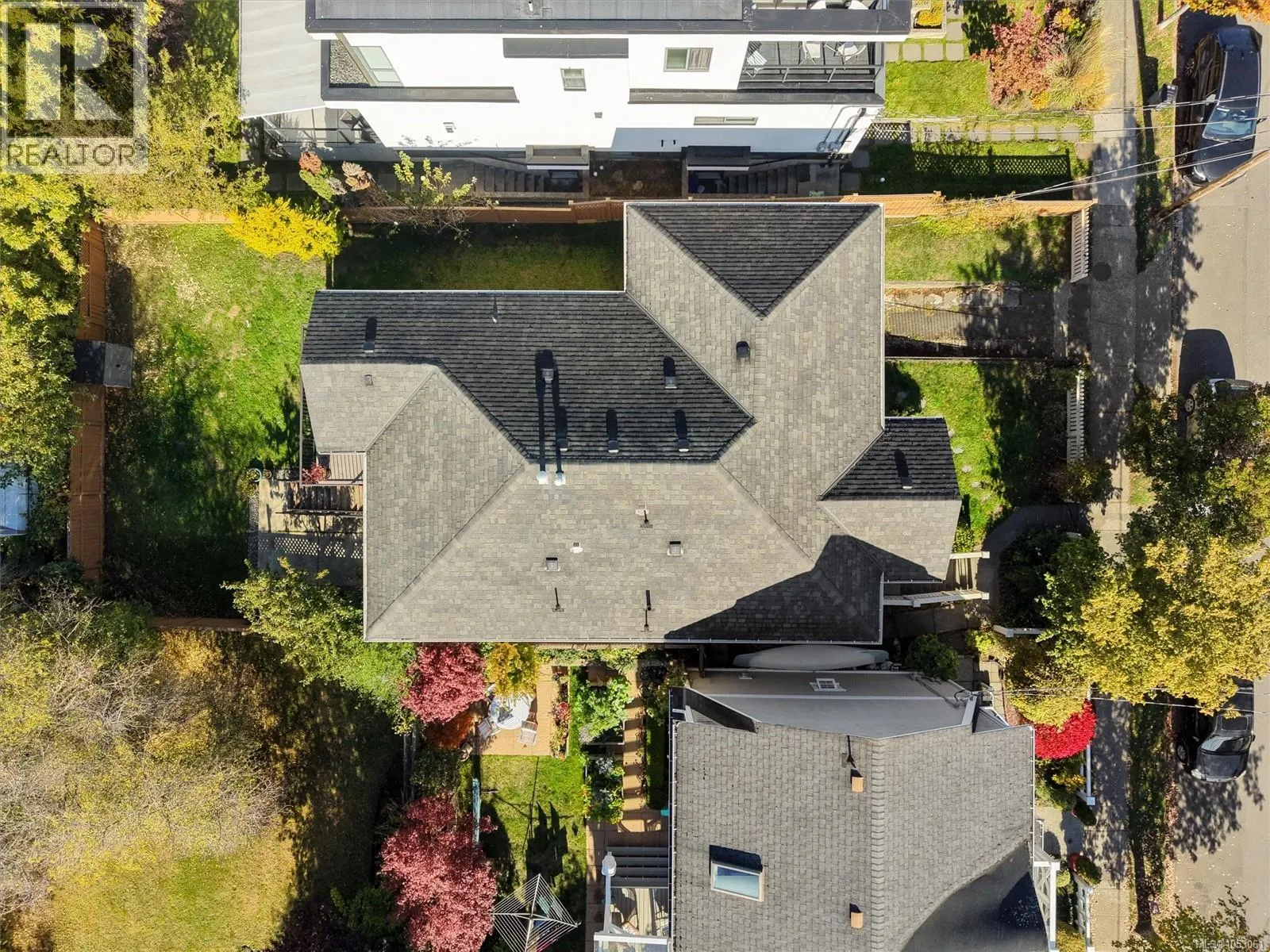 220 Irving Rd