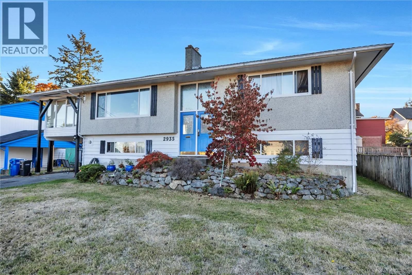 2935 Colwood Rd