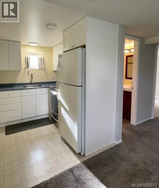 81 Logan Ave