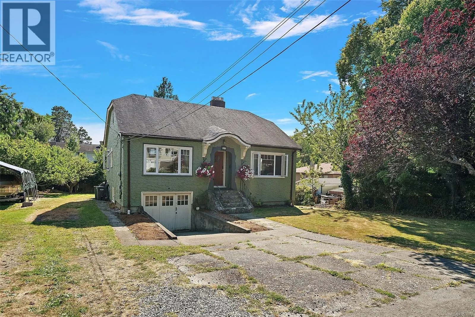 81 Logan Ave