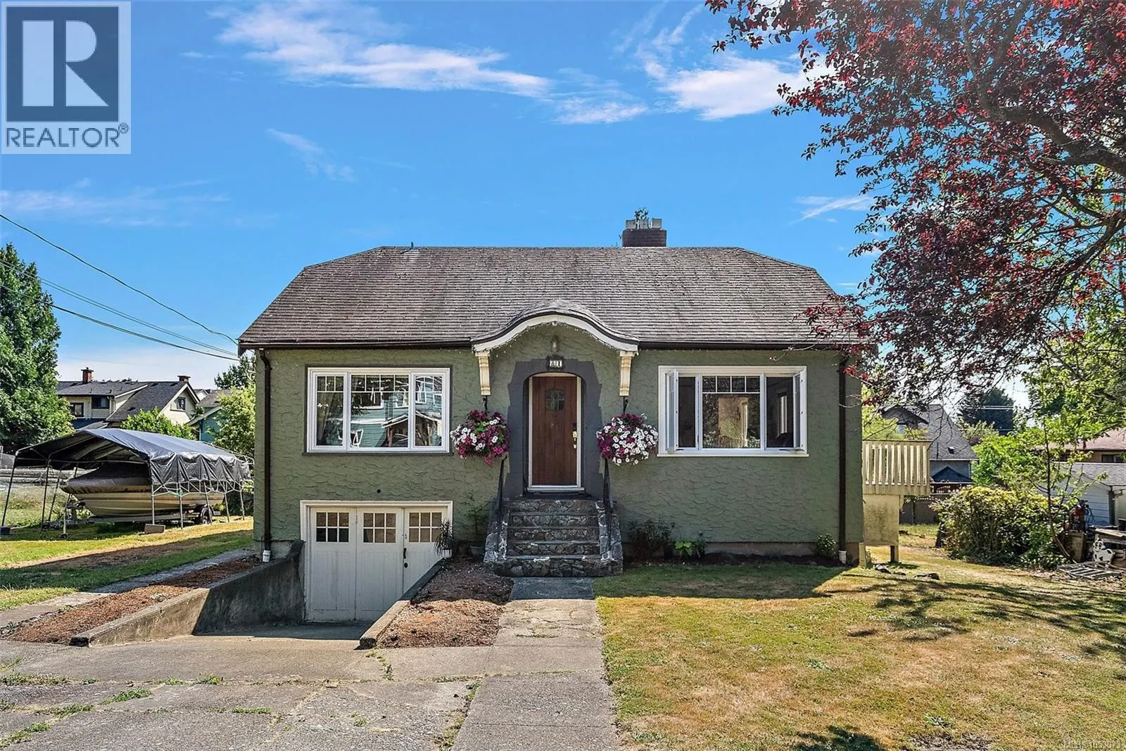81 Logan Ave