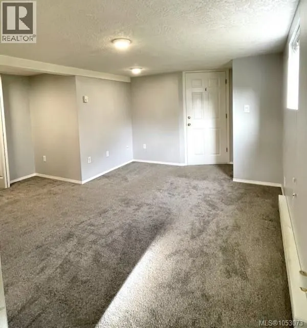 81 Logan Ave