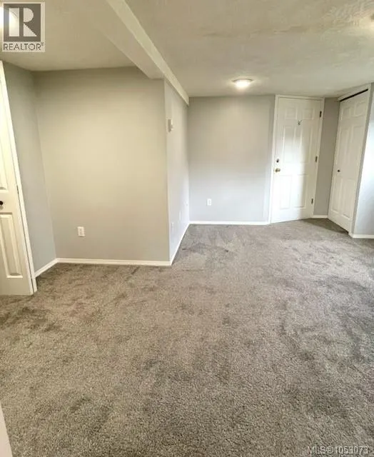 81 Logan Ave