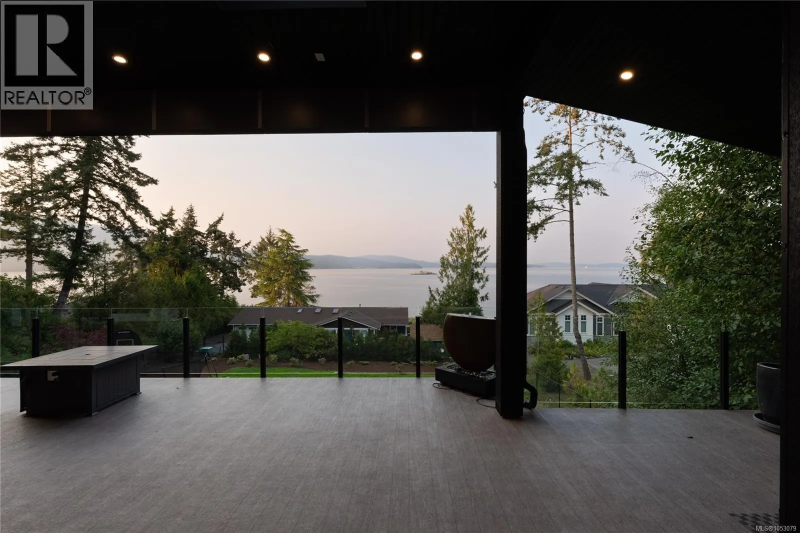 1470 Lands End Rd