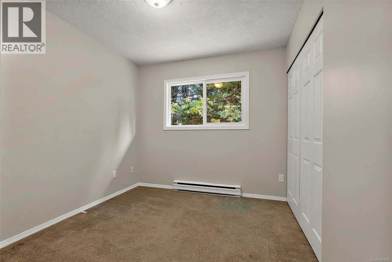 2454 Sooke Rd