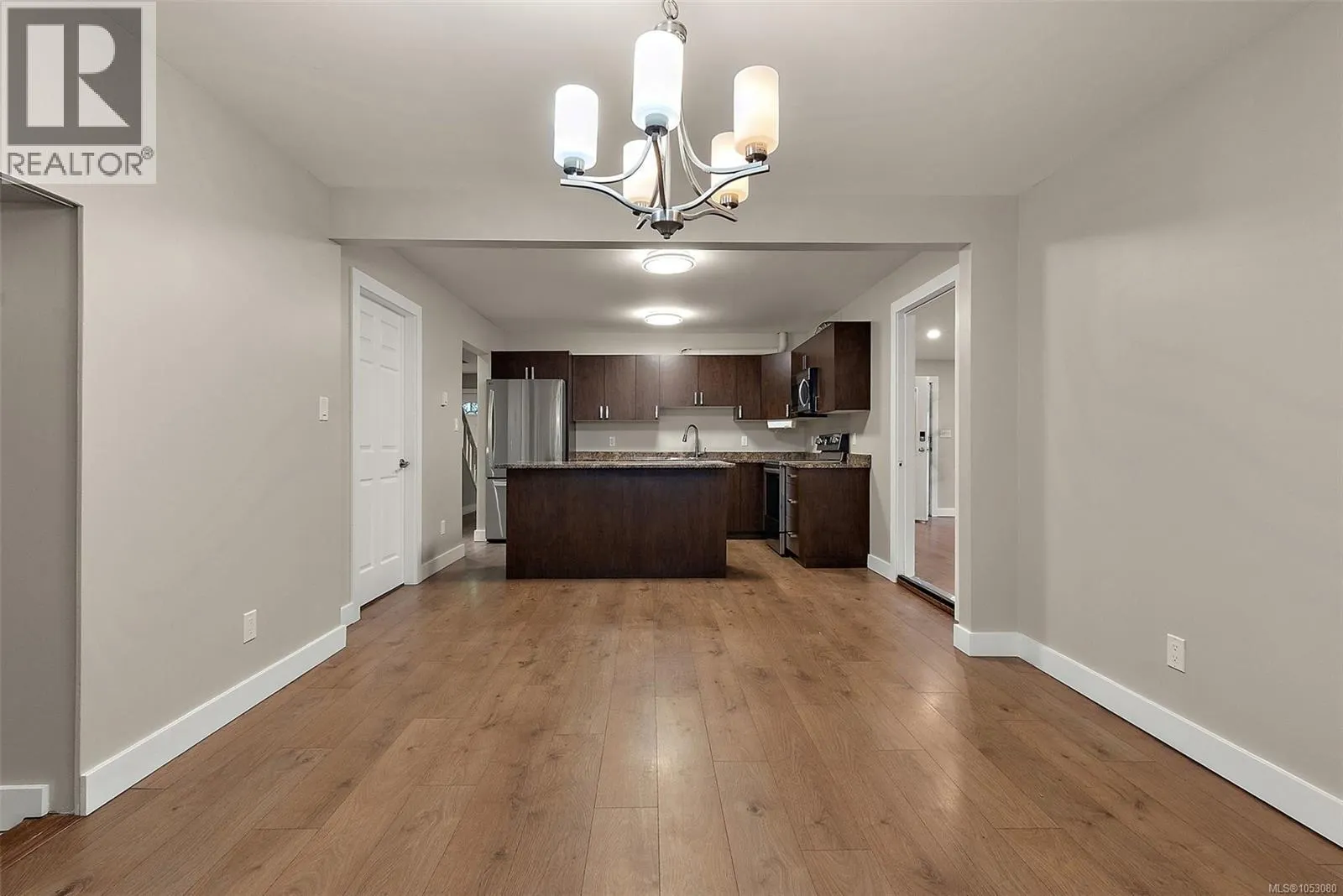 2454 Sooke Rd