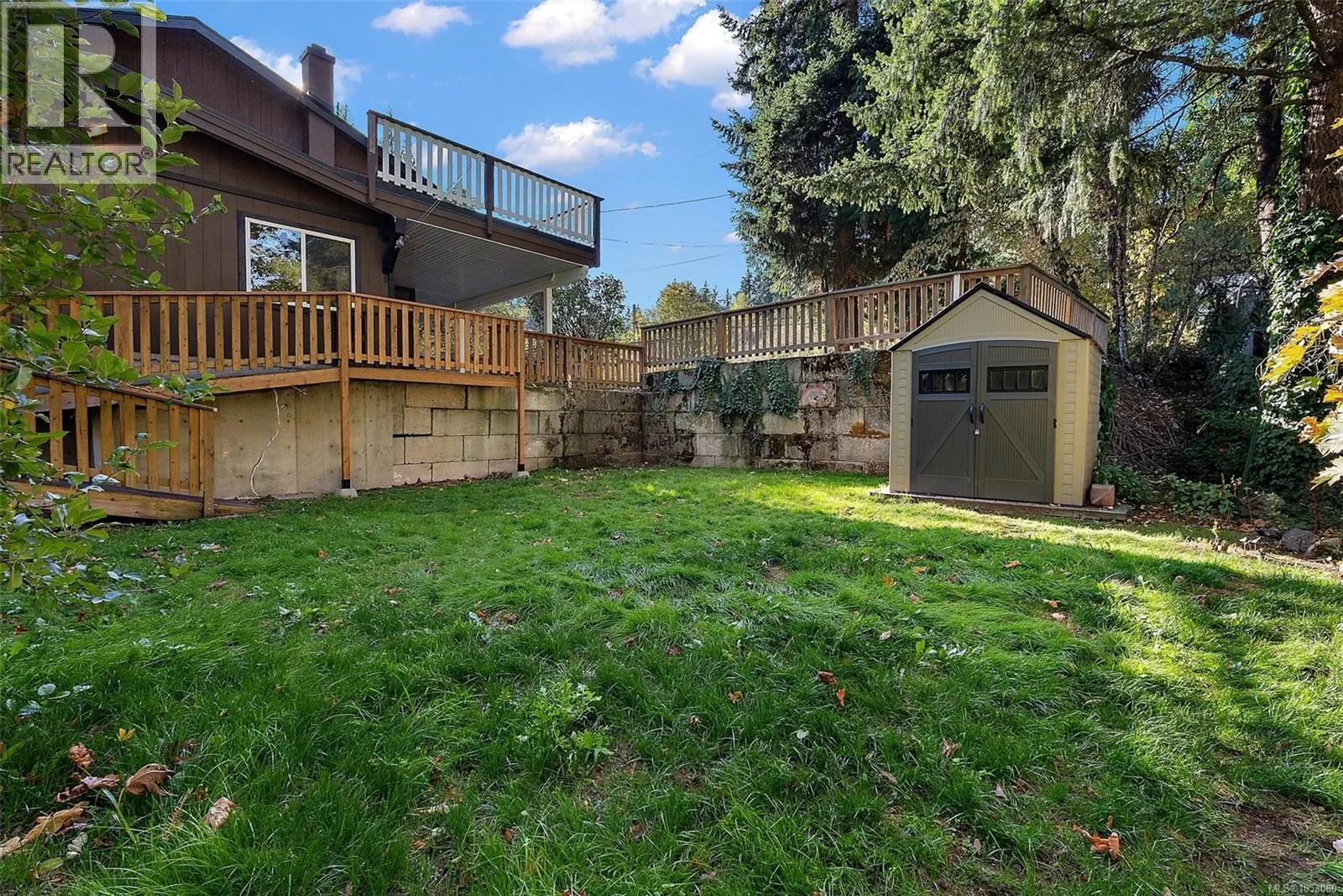2454 Sooke Rd