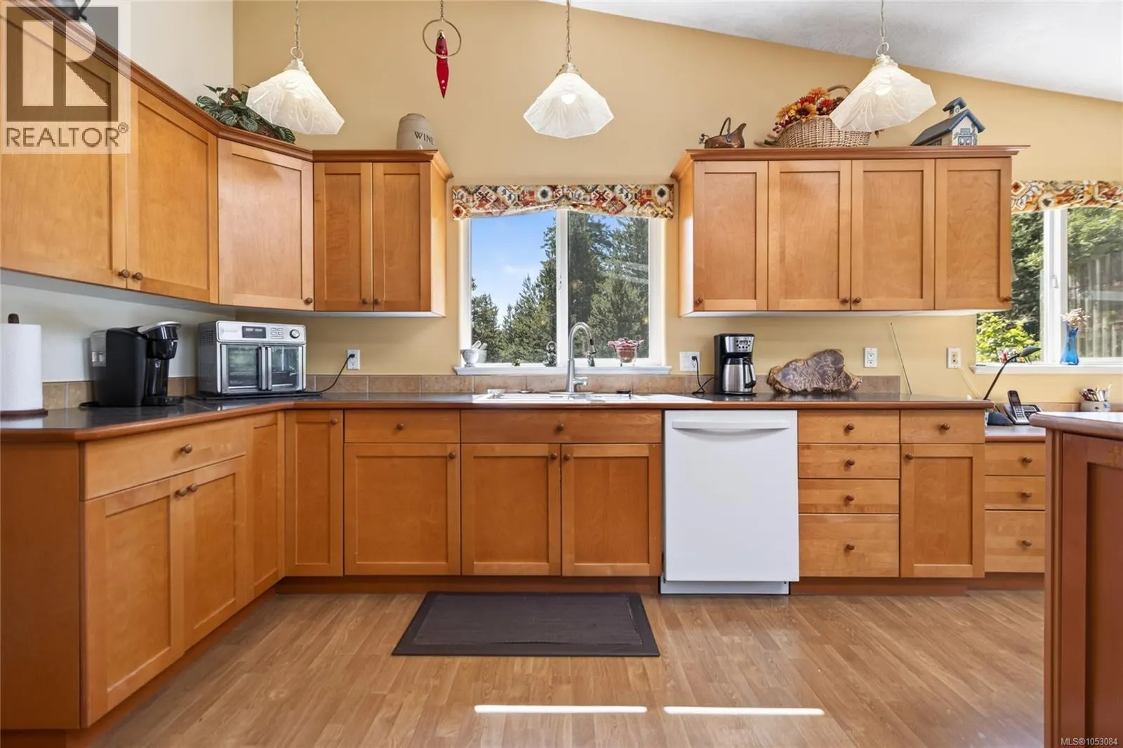 657 Sierra Pines Rd