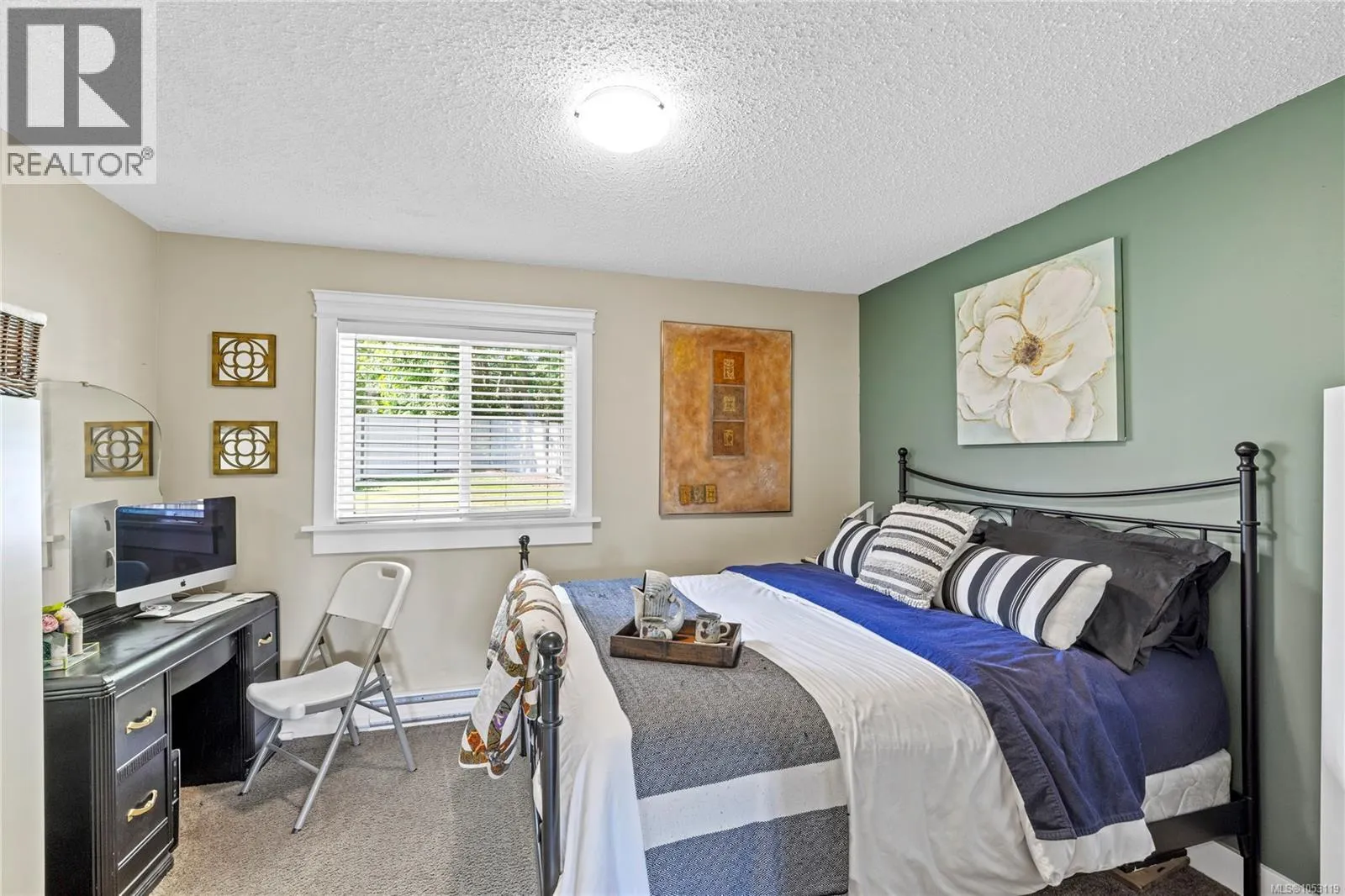 885 Glenhale Cres