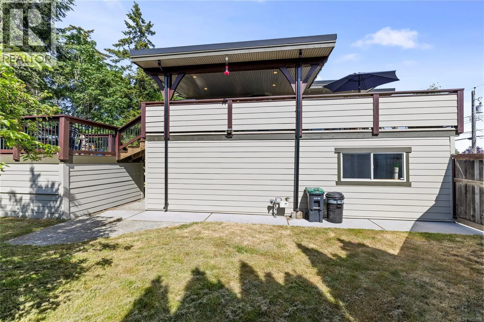 885 Glenhale Cres