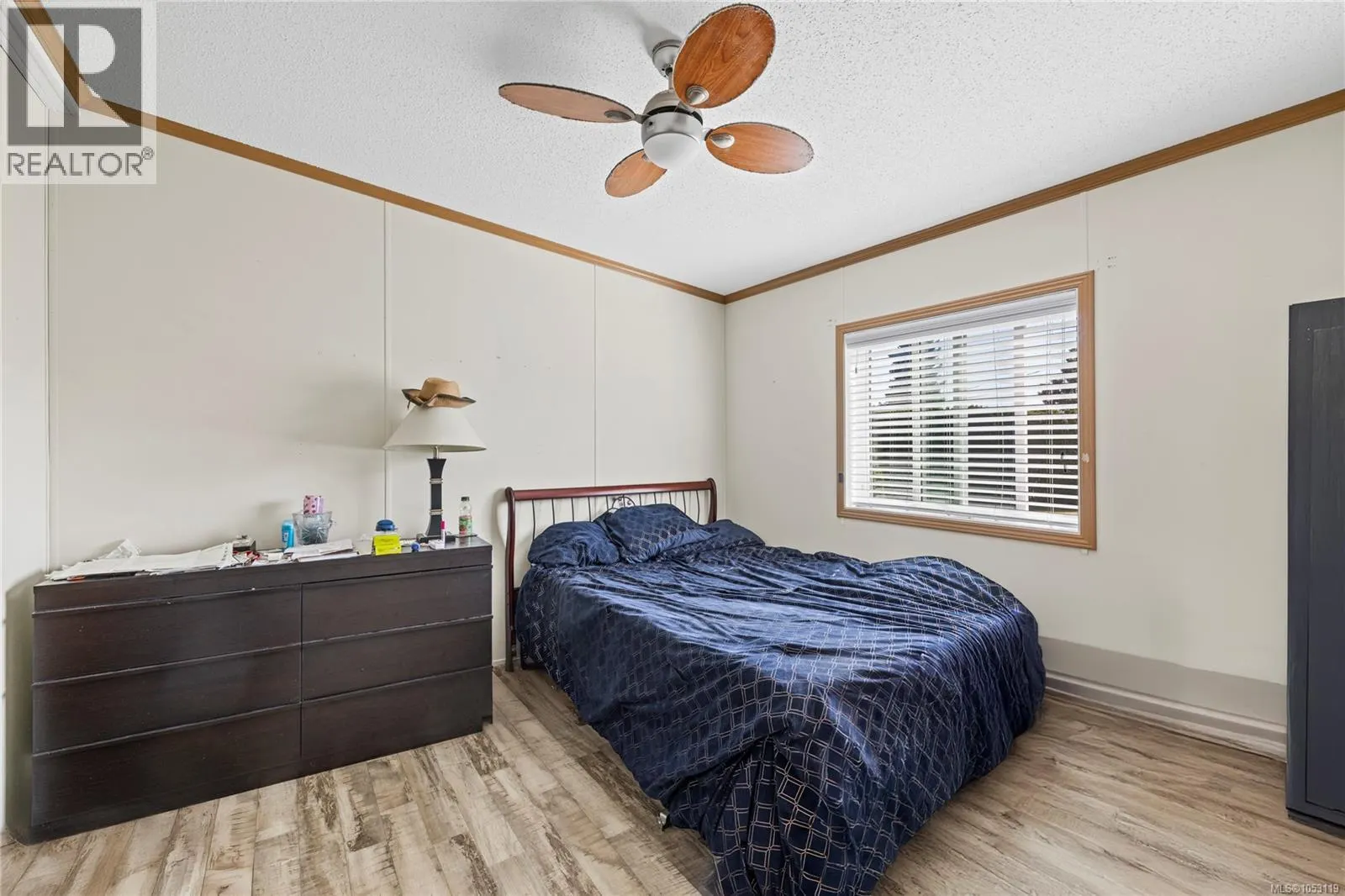885 Glenhale Cres