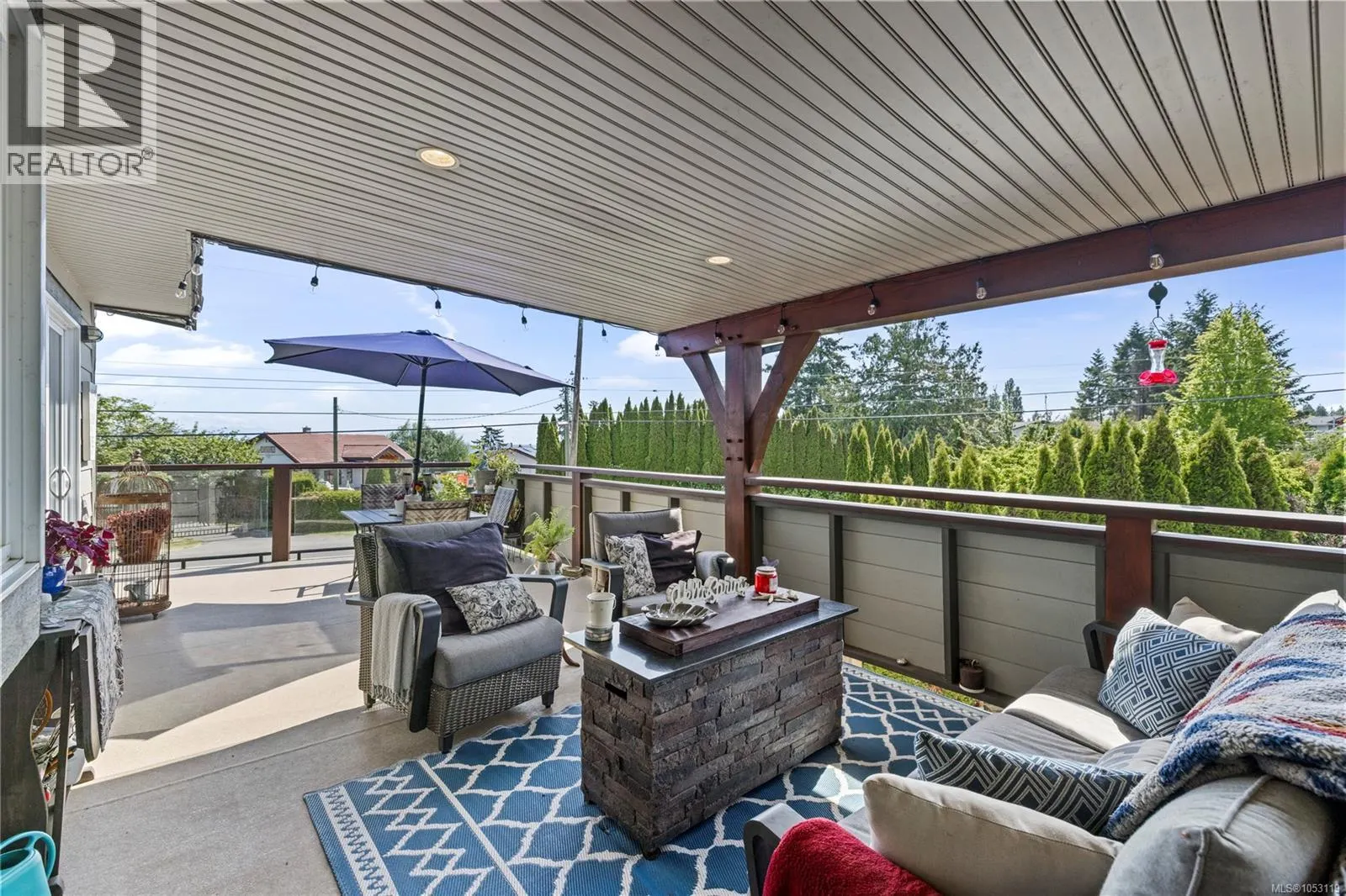 885 Glenhale Cres