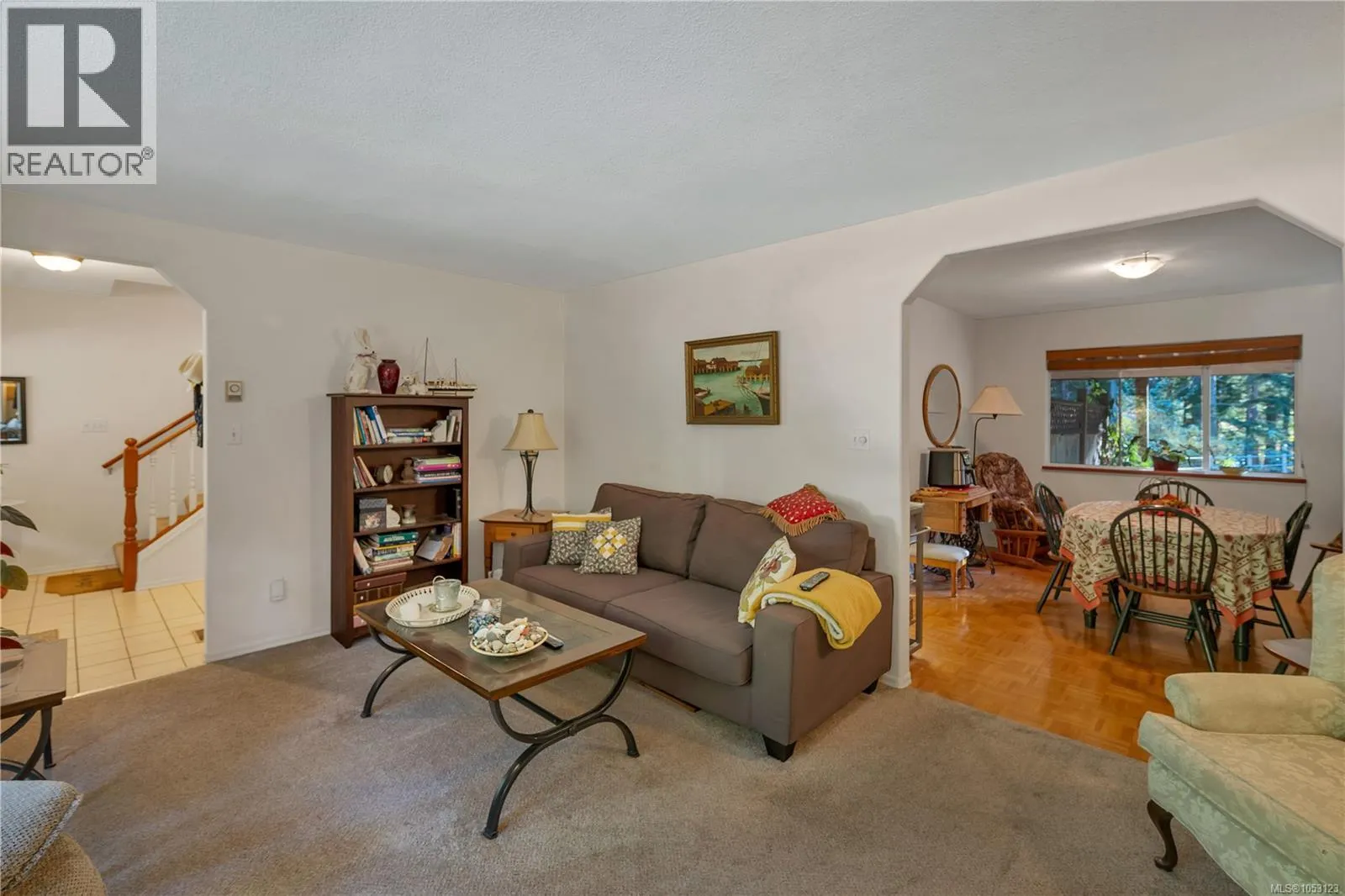 1492 Hyacinthe Bay Rd