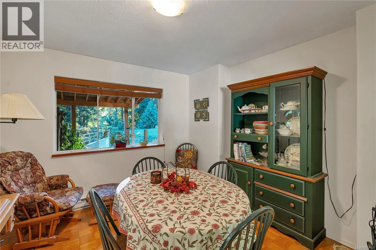 1492 Hyacinthe Bay Rd
