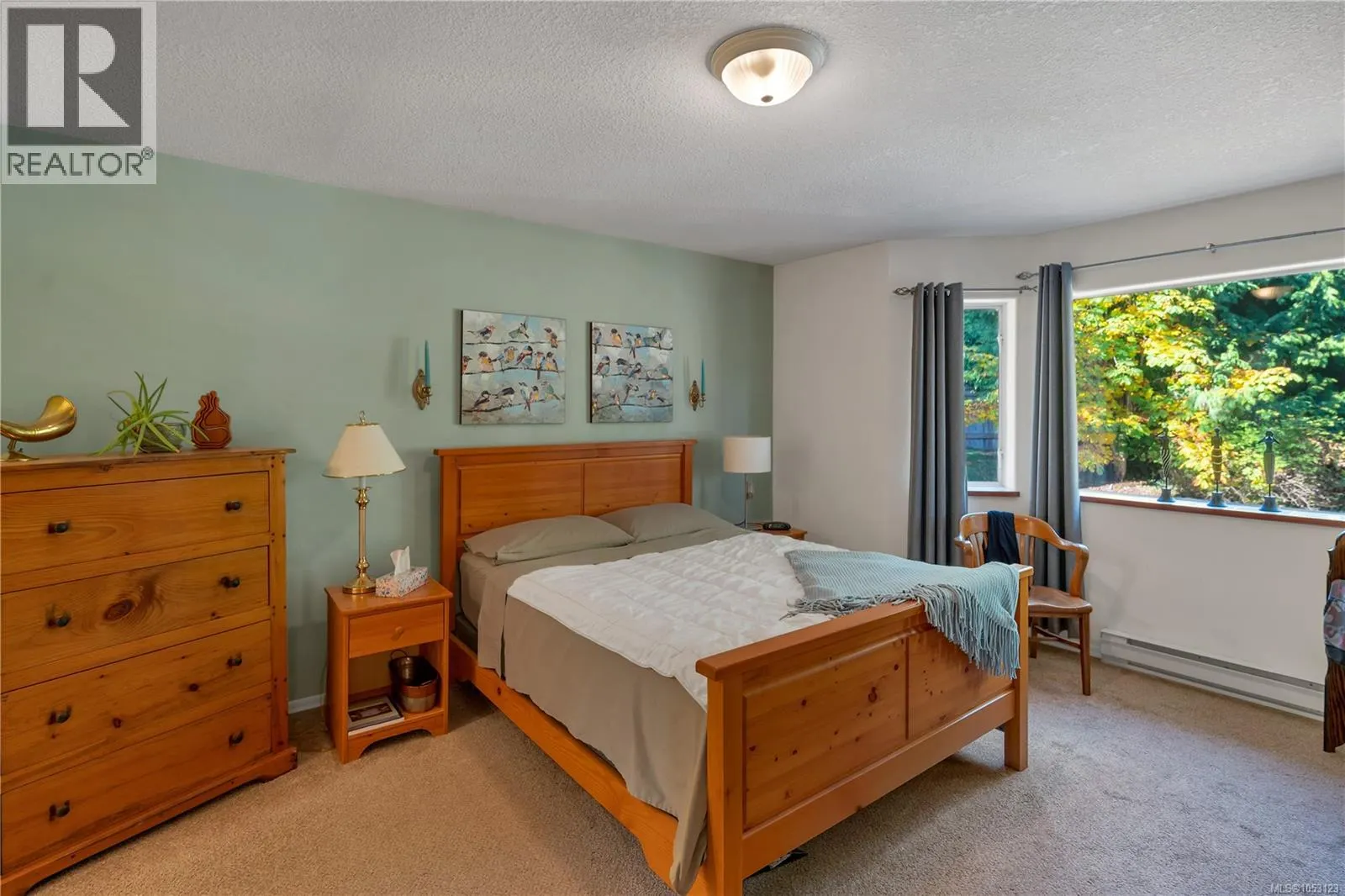 1492 Hyacinthe Bay Rd
