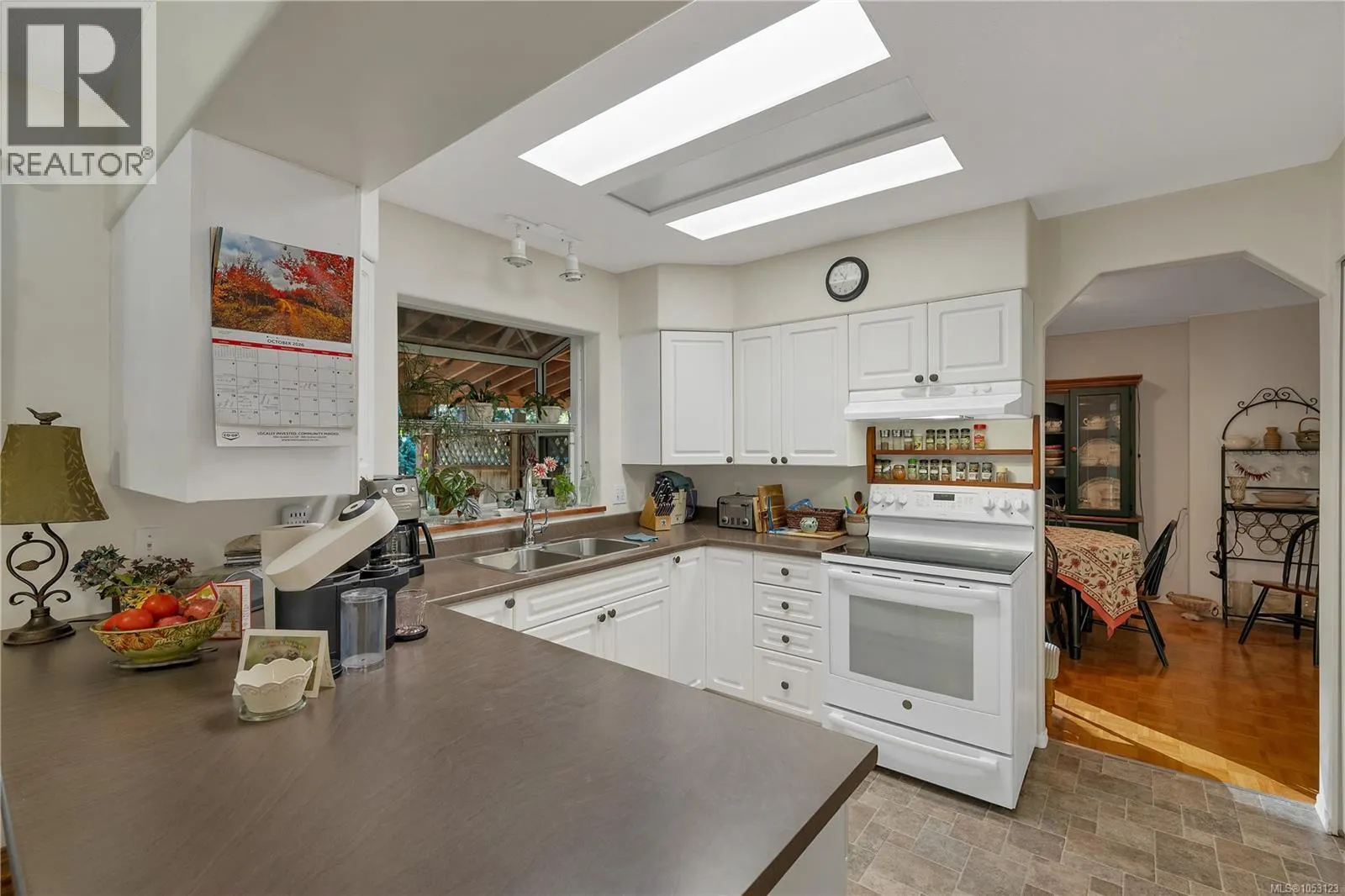 1492 Hyacinthe Bay Rd