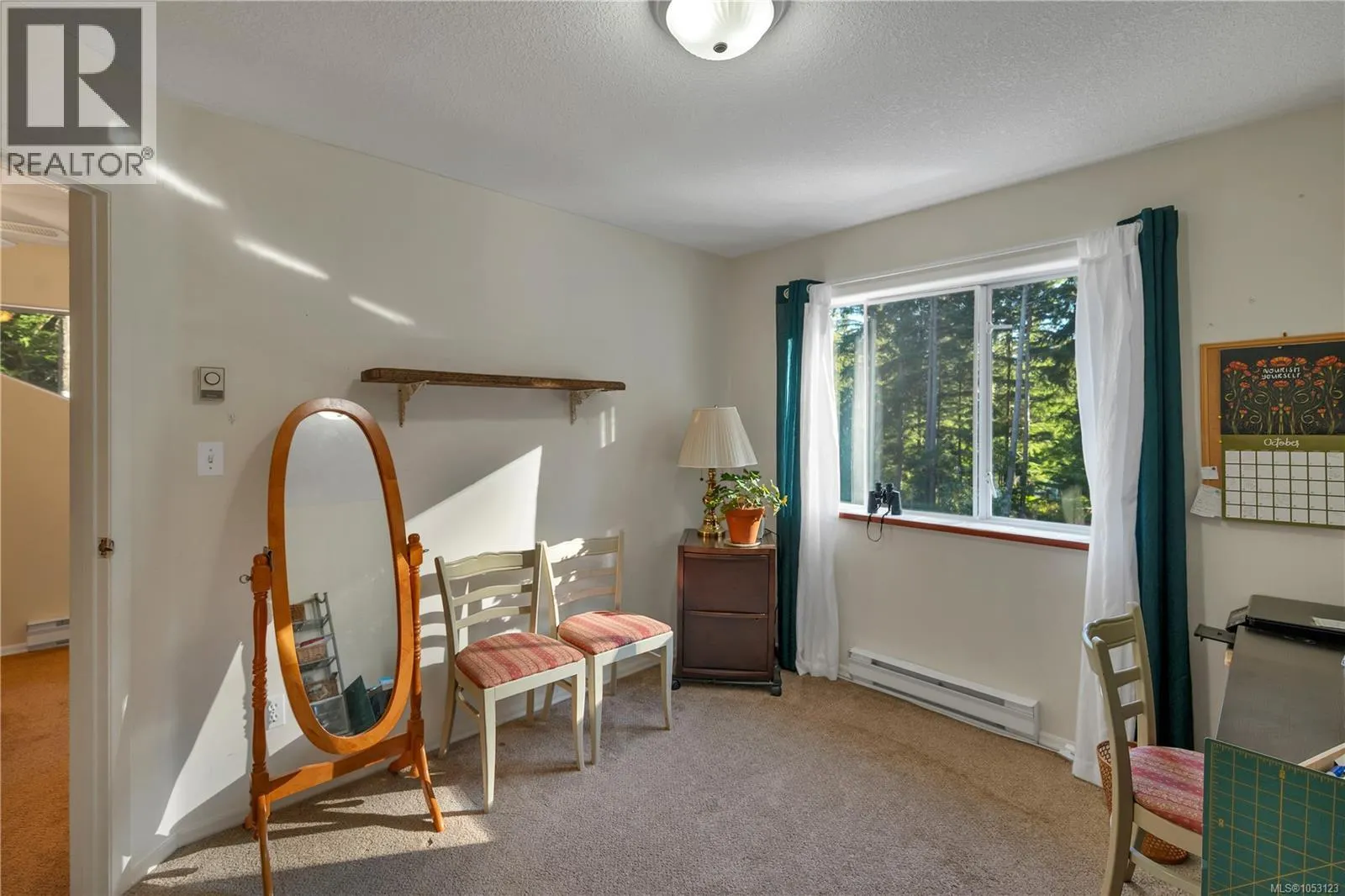 1492 Hyacinthe Bay Rd
