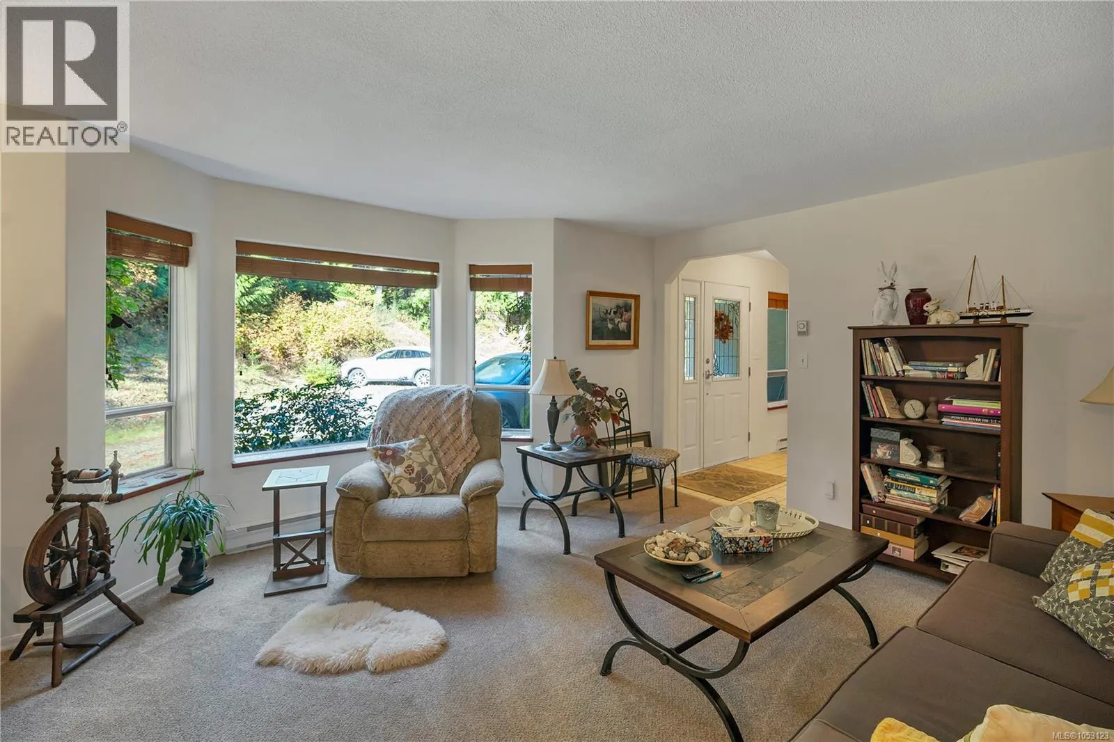 1492 Hyacinthe Bay Rd