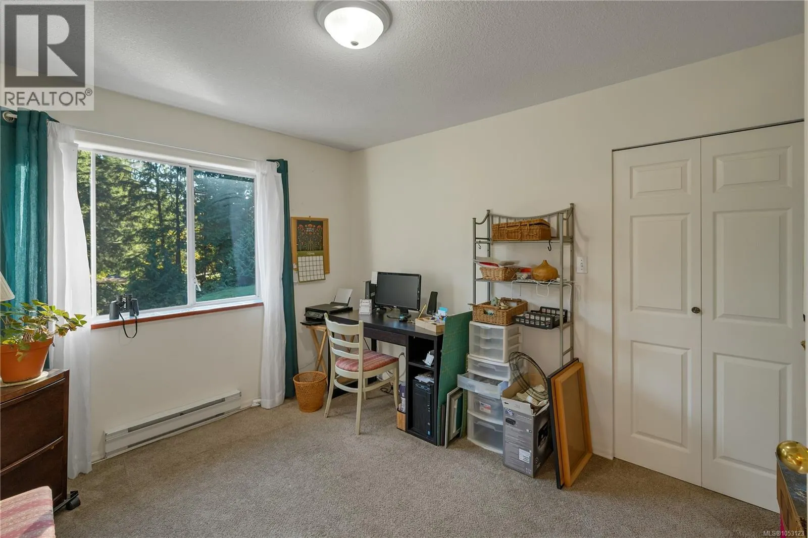 1492 Hyacinthe Bay Rd