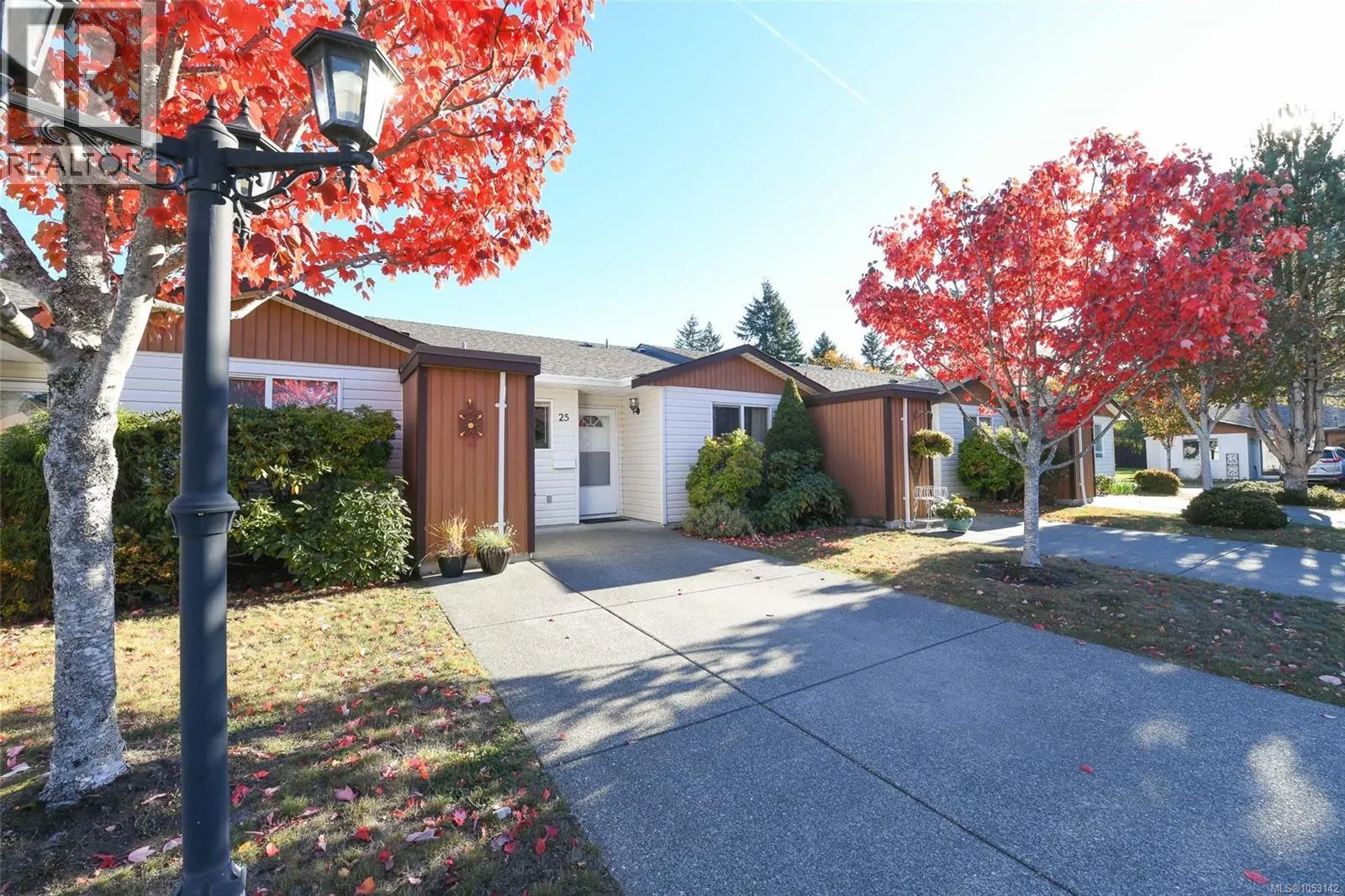 25 2197 Murrelet Dr