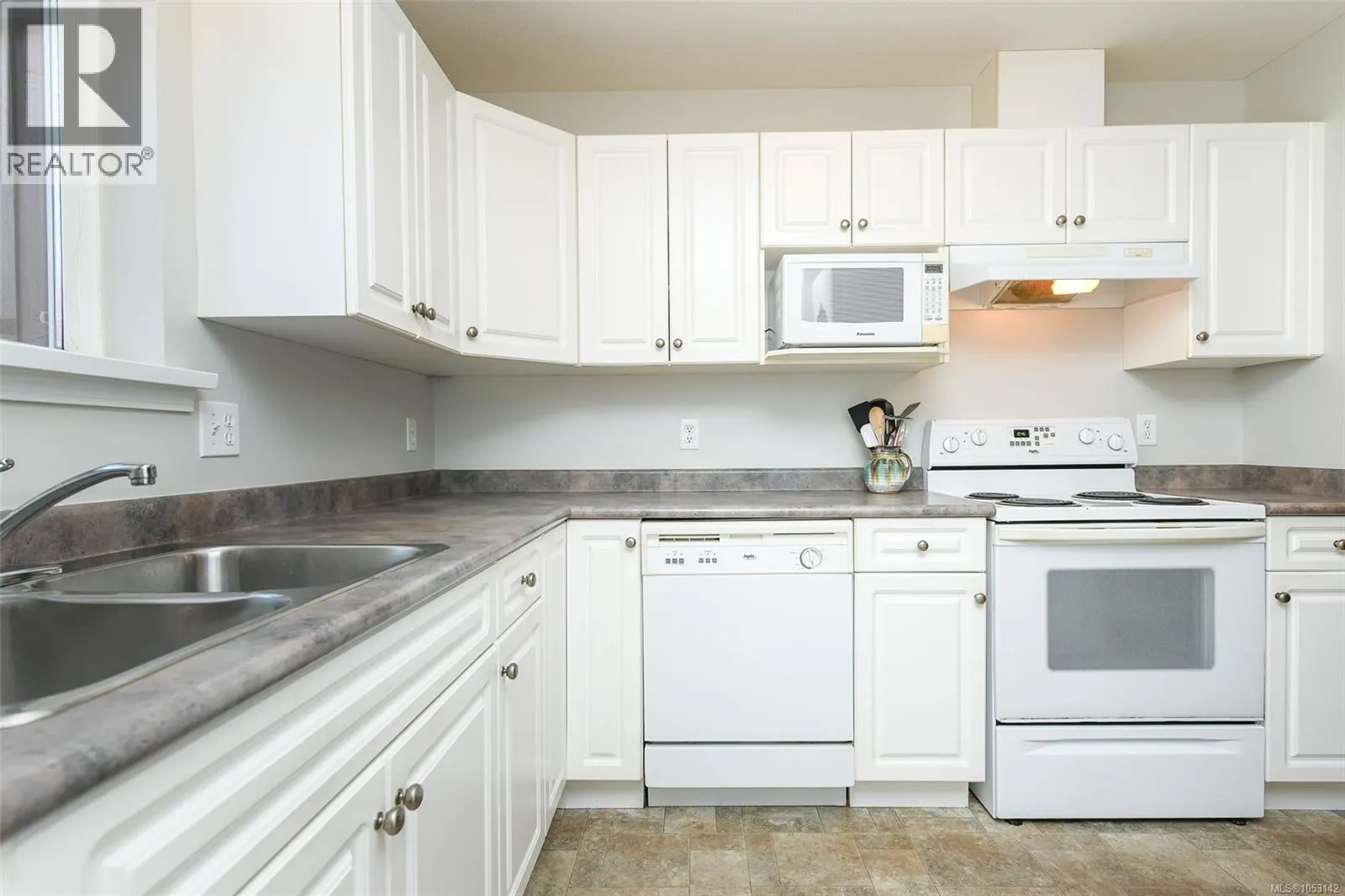 25 2197 Murrelet Dr