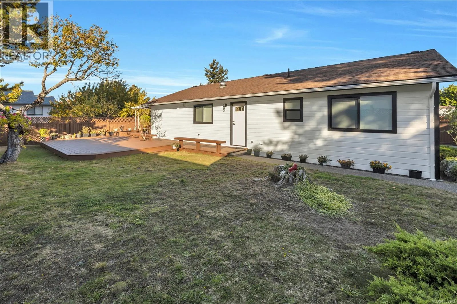 6279 Blueback Rd