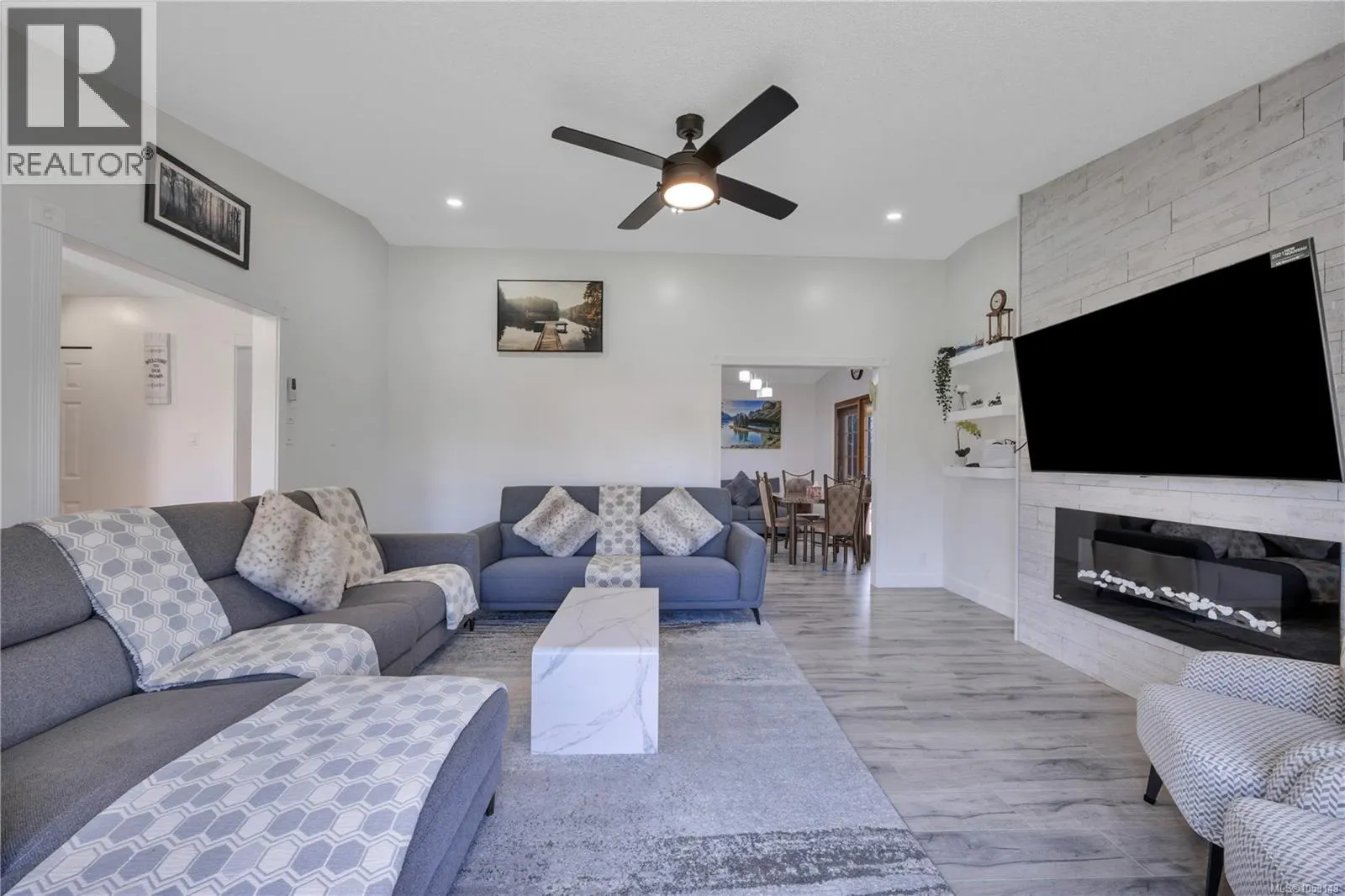 6279 Blueback Rd