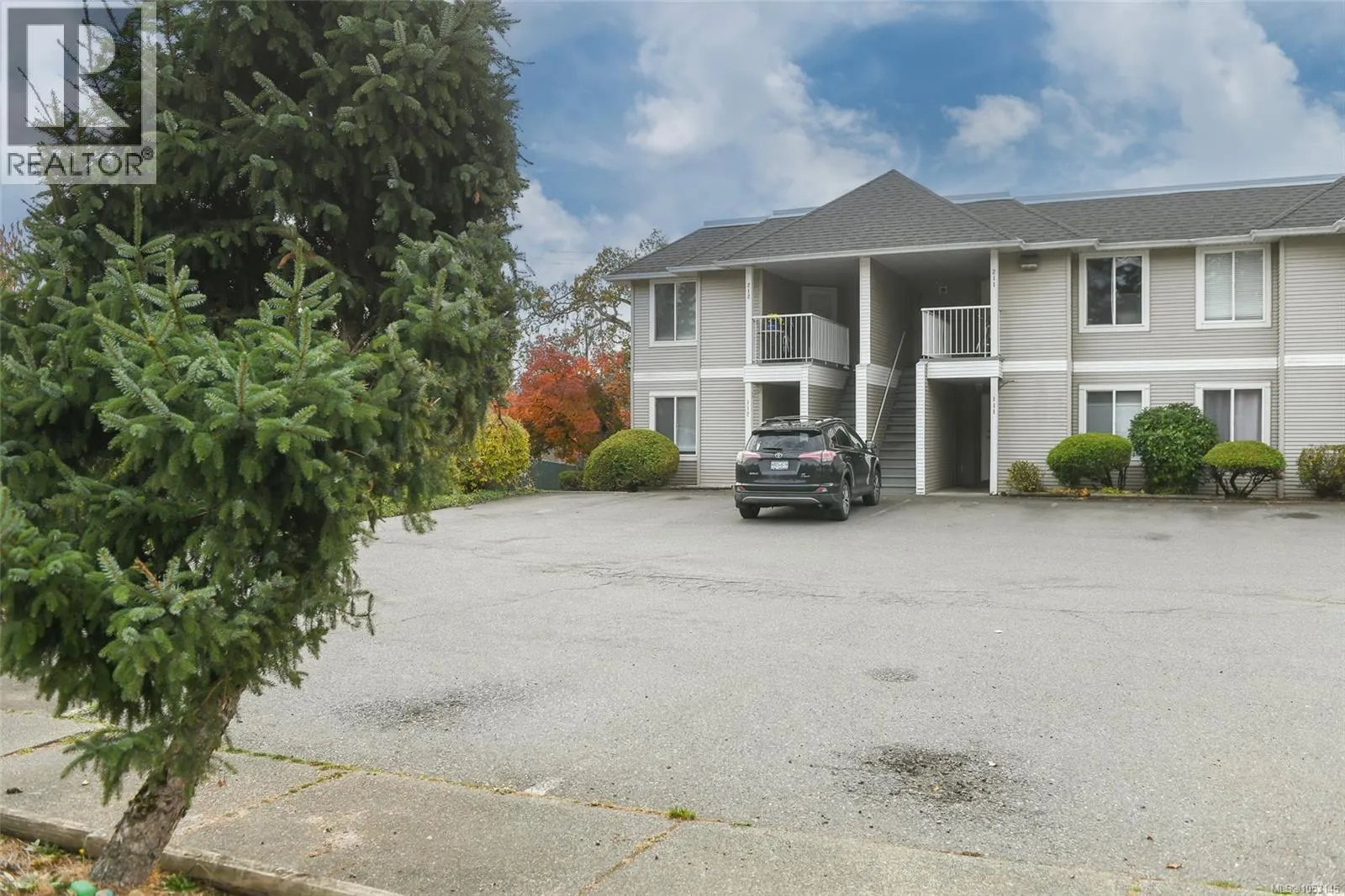 111 130 Back Rd