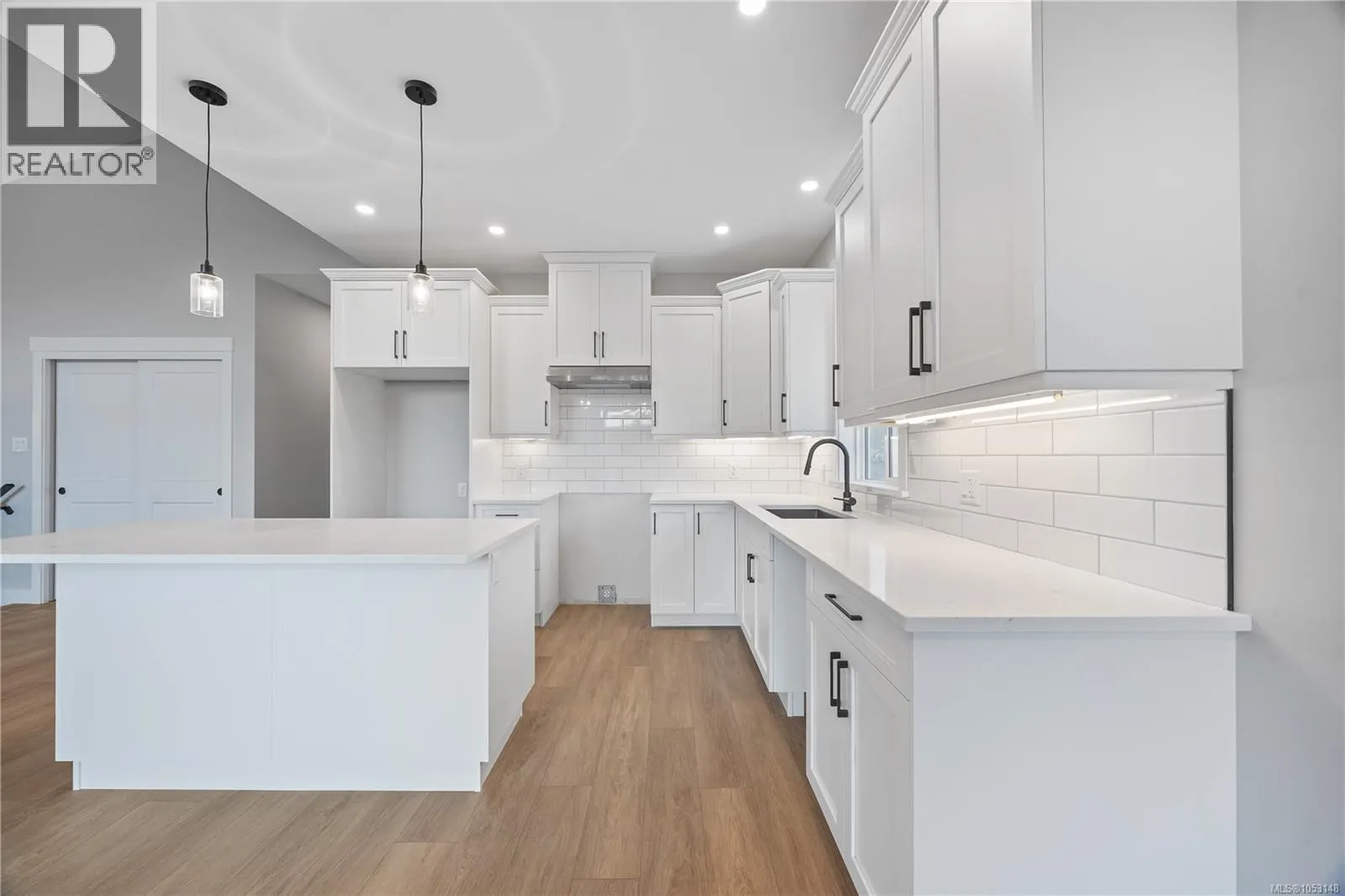 139 Marina View Dr