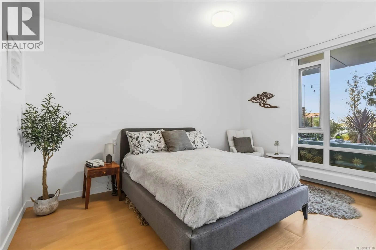 G111 369 Tyee Rd