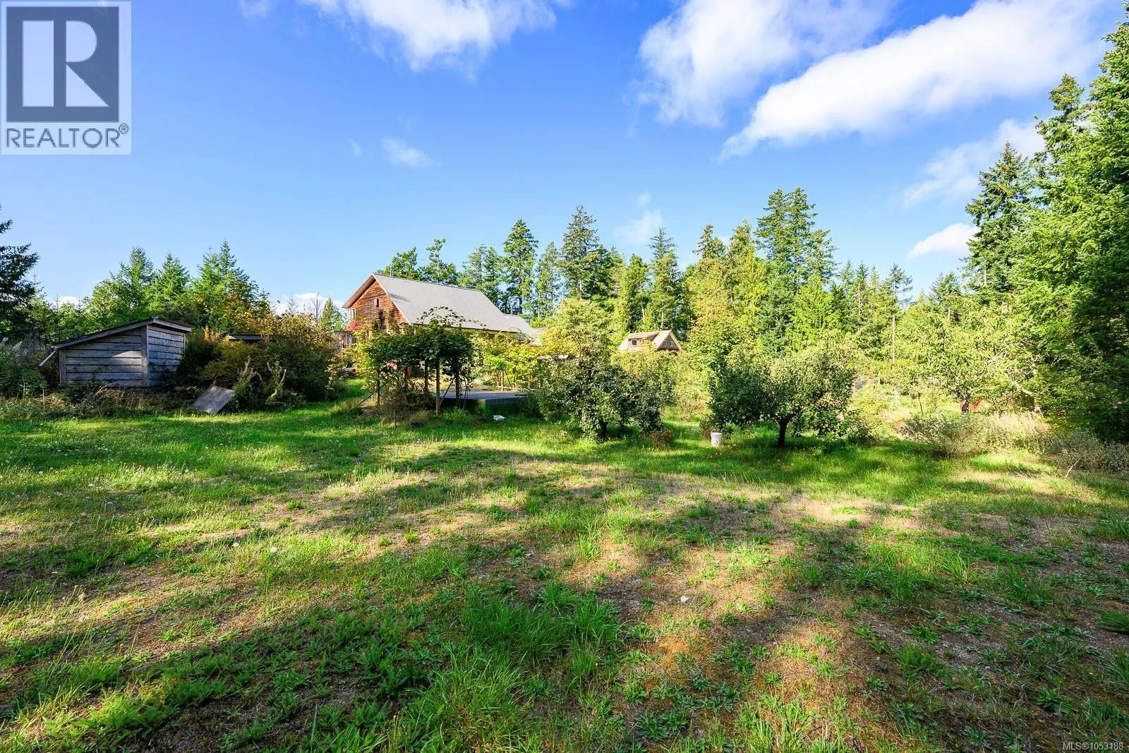 10225 Greenhill Rd