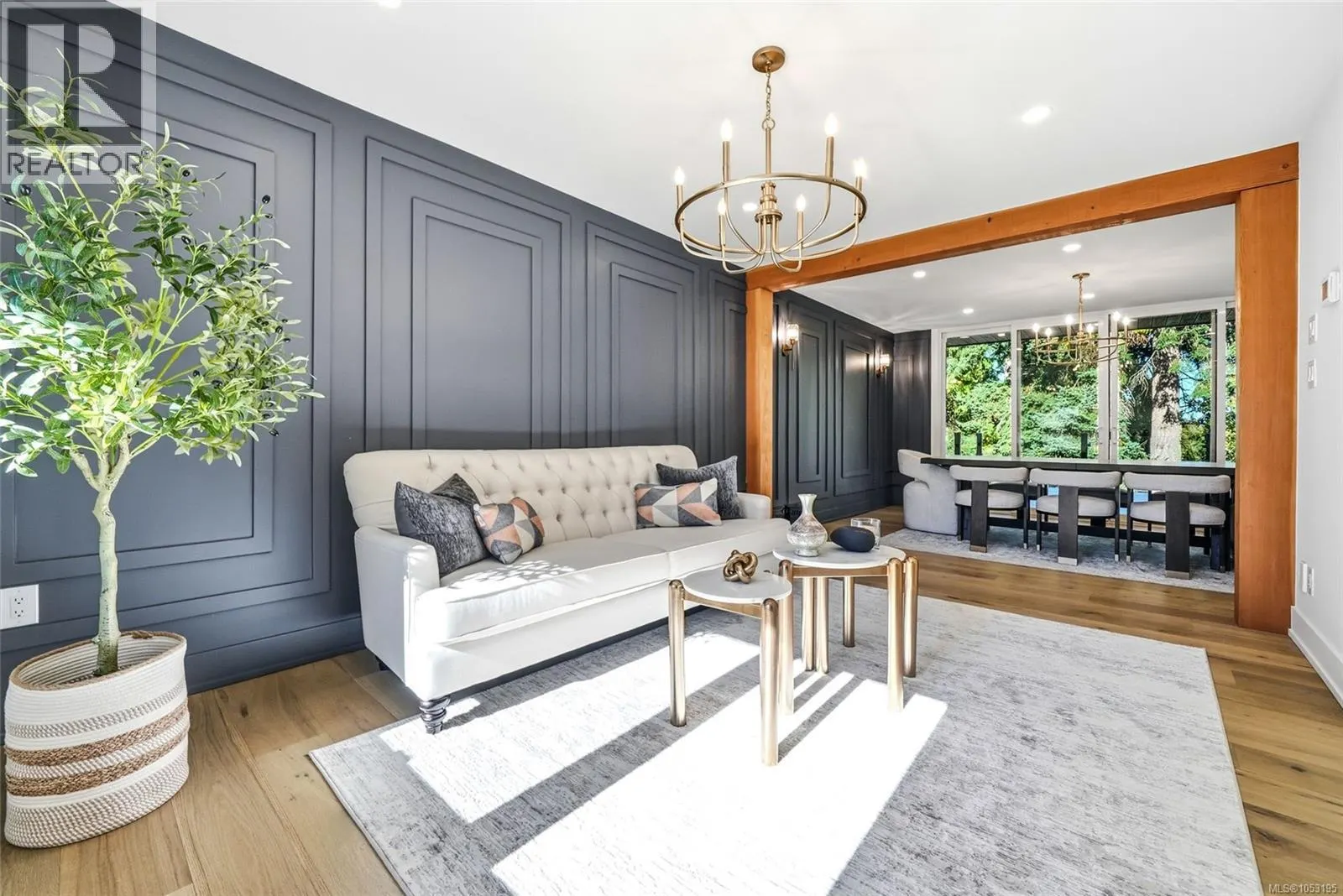 177 Sunningdale Rd E