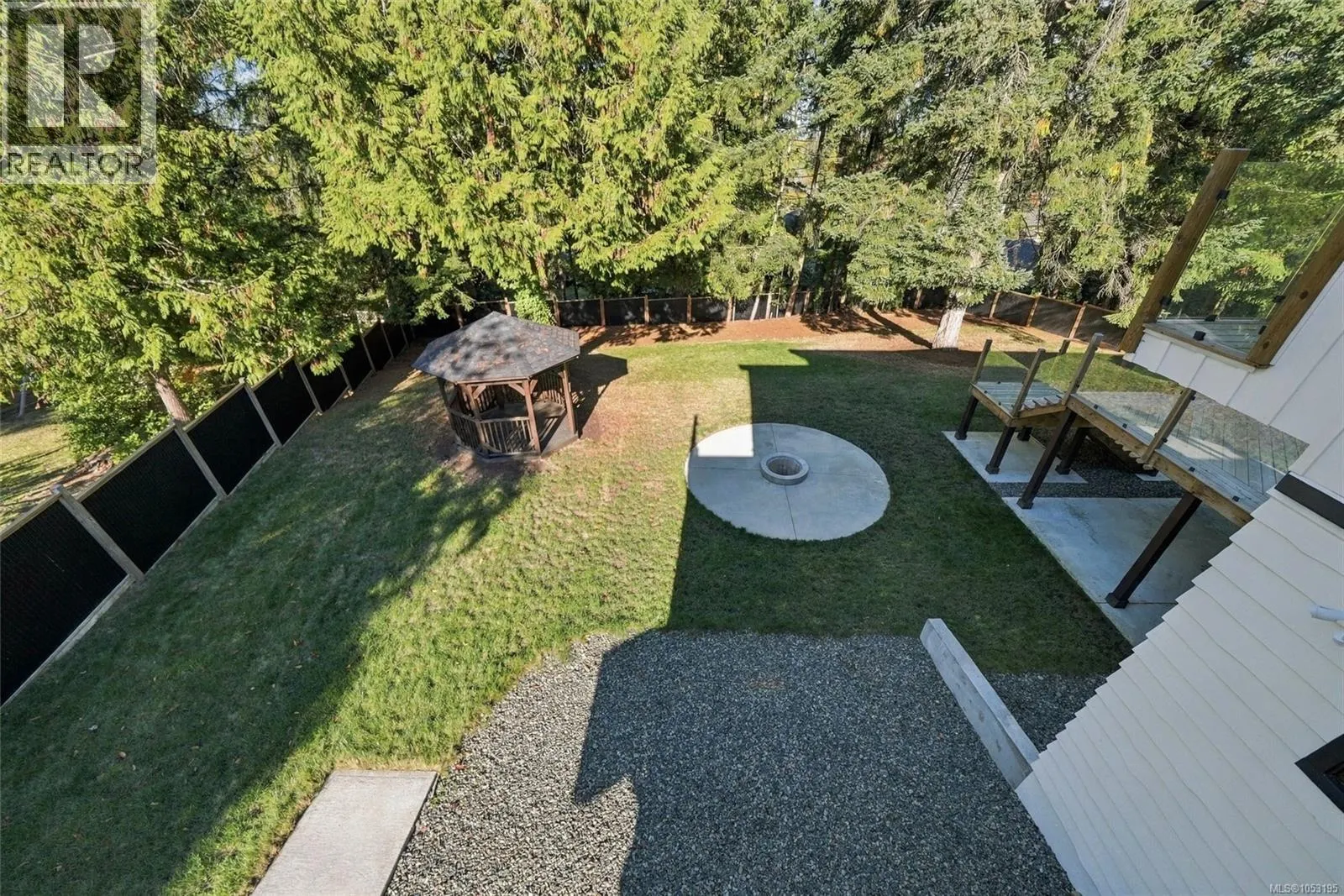 177 Sunningdale Rd E