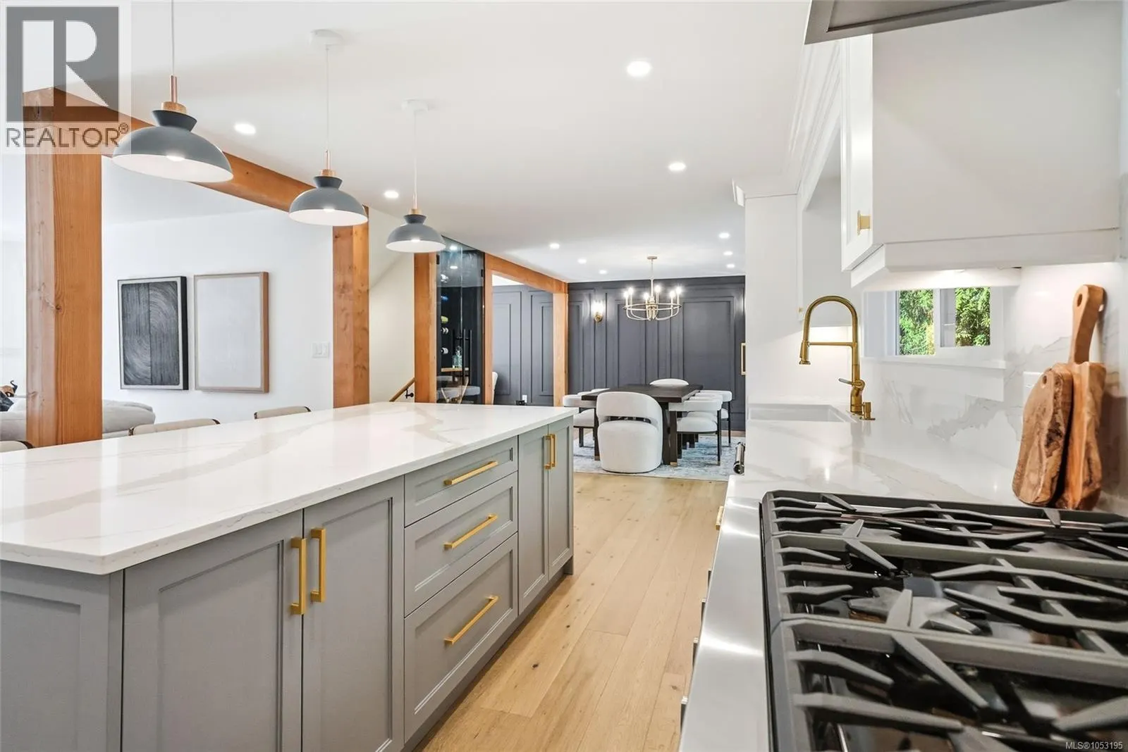 177 Sunningdale Rd E