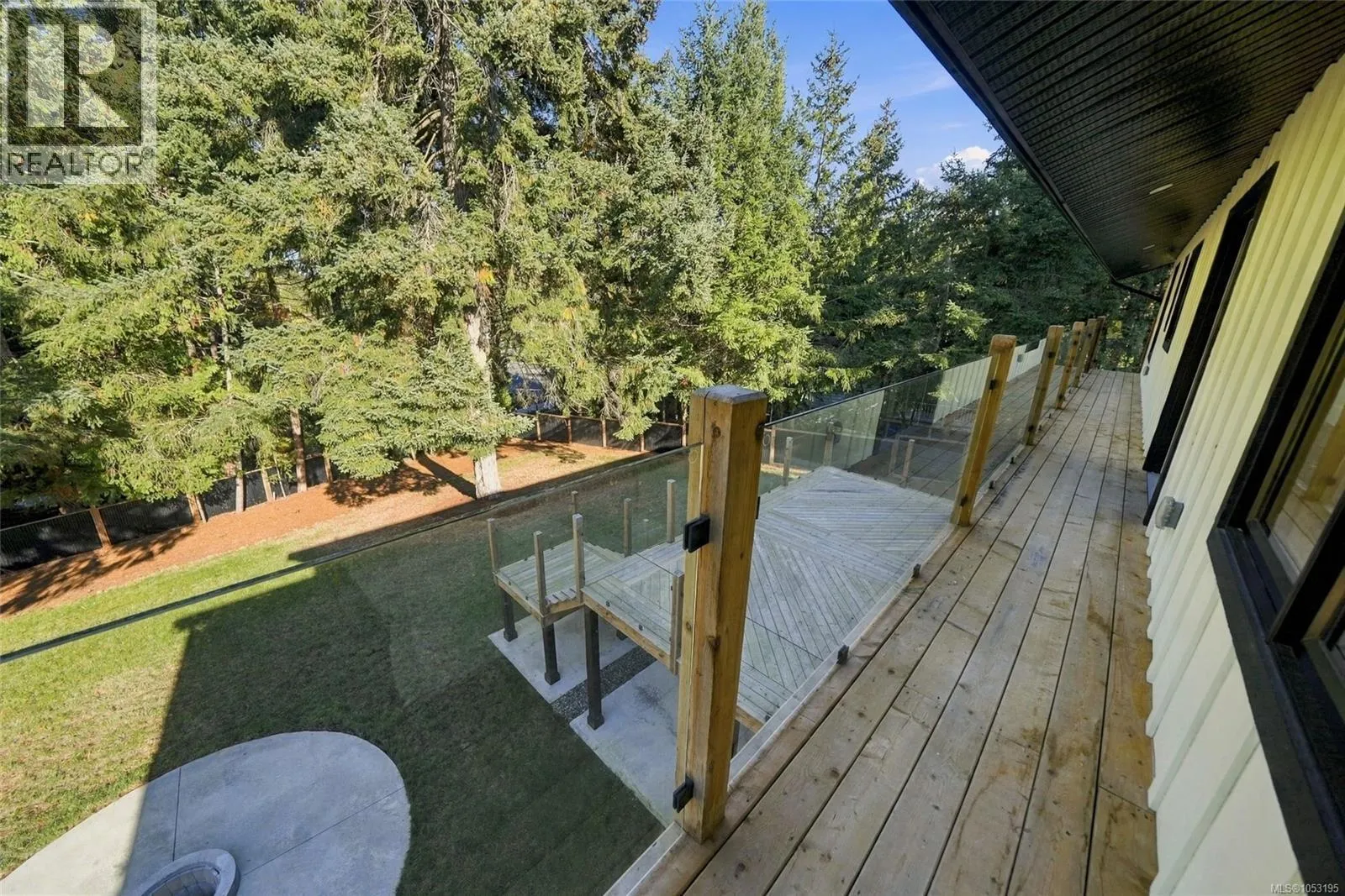 177 Sunningdale Rd E