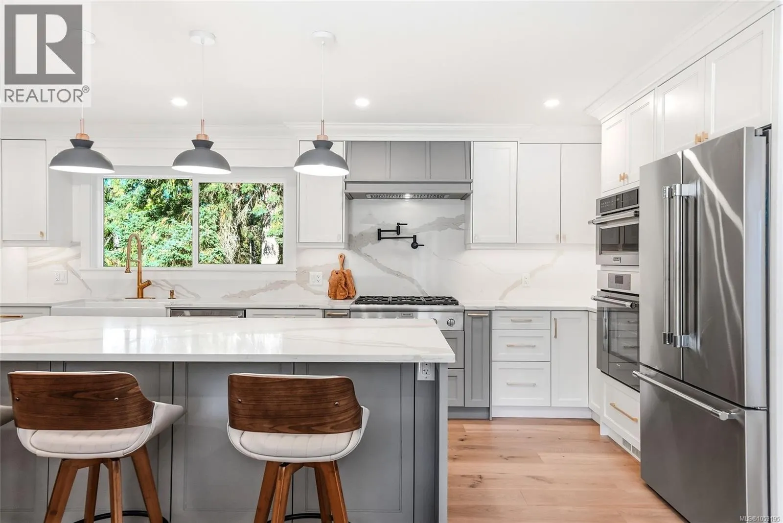 177 Sunningdale Rd E