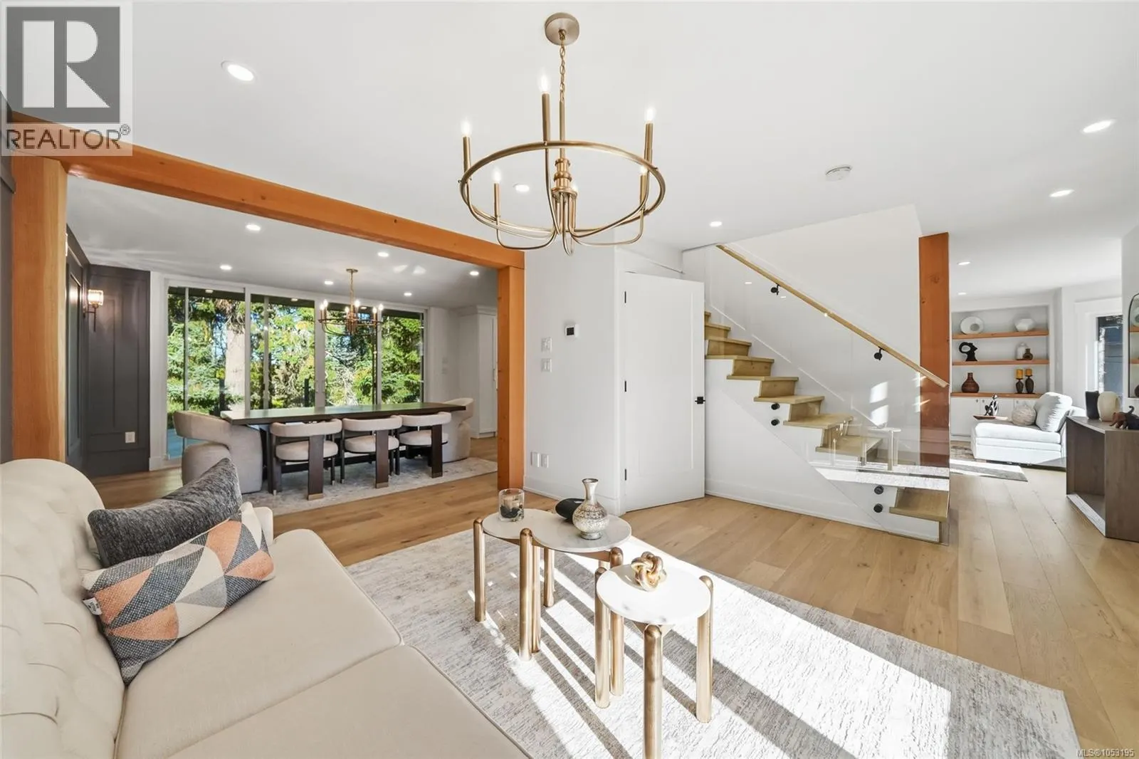 177 Sunningdale Rd E