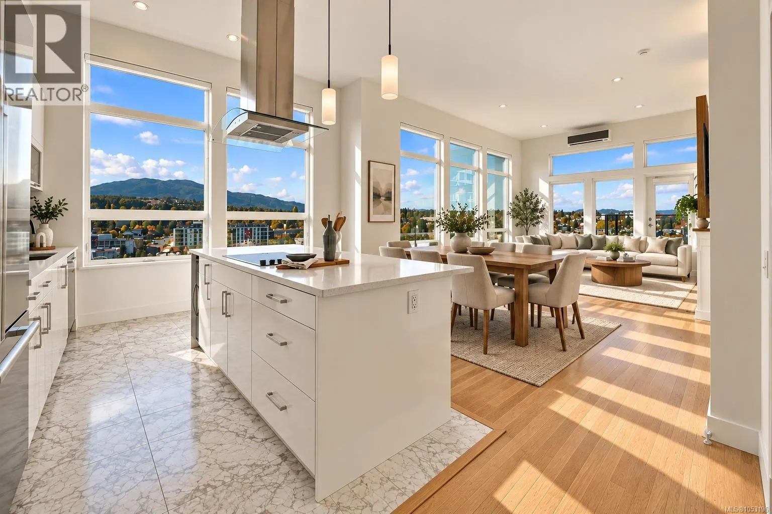 PH1 10 Chapel St