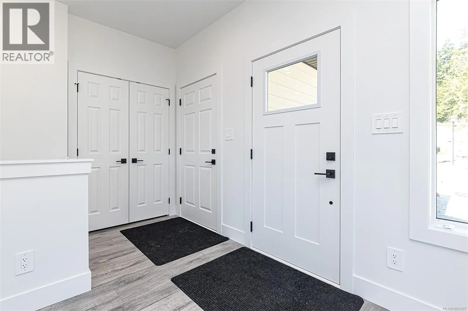 2605 Nickson Way