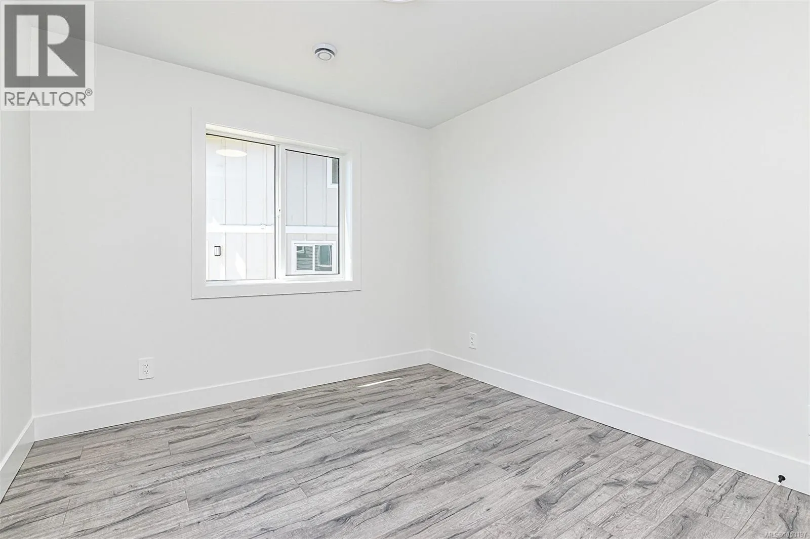 2605 Nickson Way